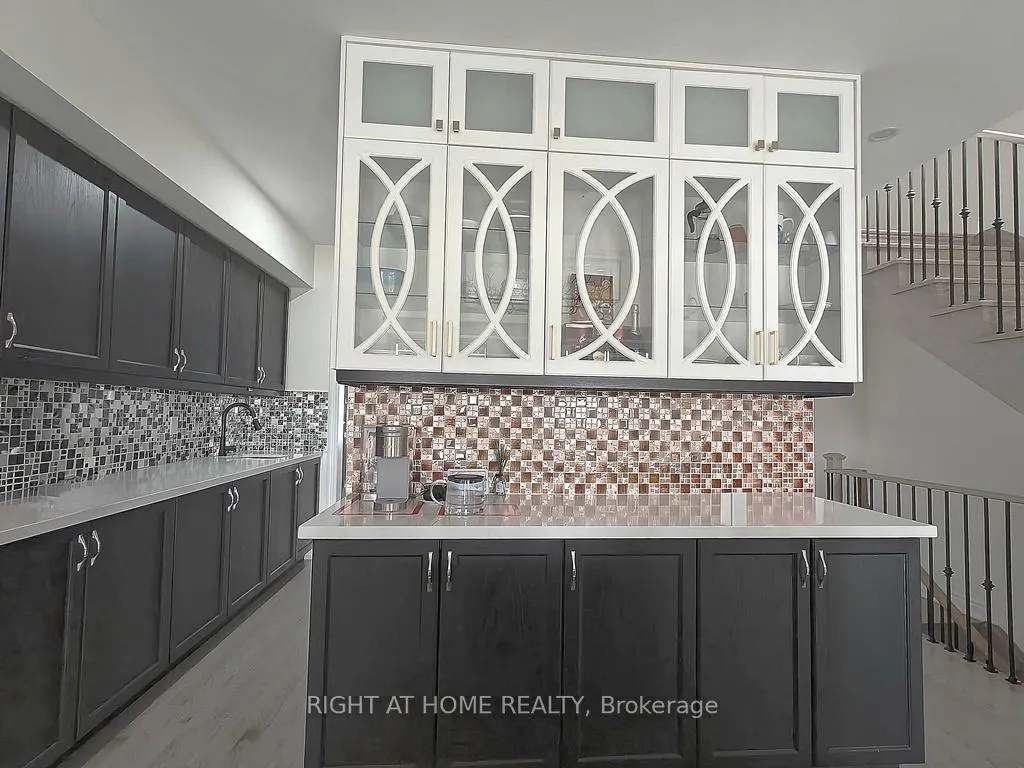 Photo 8 of 36 Andress Way, Markham, Cedarwood — HOMEH