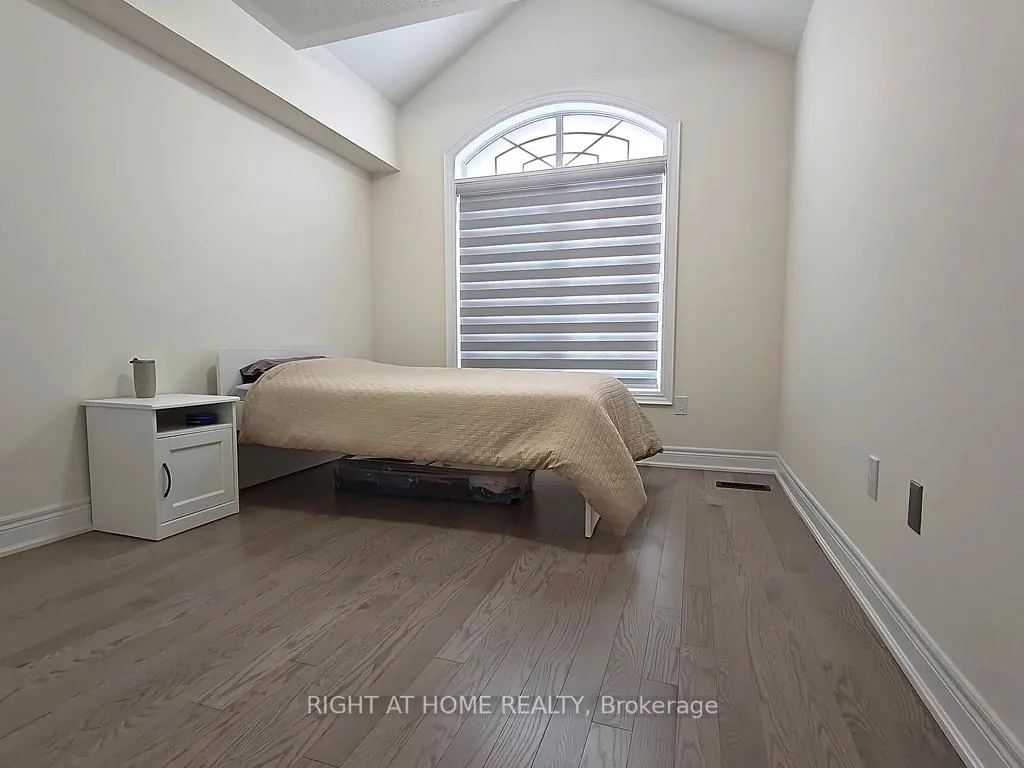 Photo 15 of 36 Andress Way, Markham, Cedarwood — HOMEH