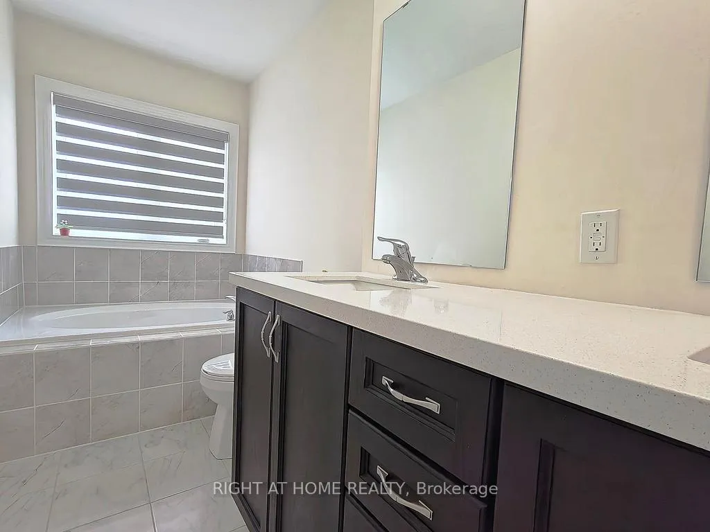 Photo 22 of 36 Andress Way, Markham, Cedarwood — HOMEH