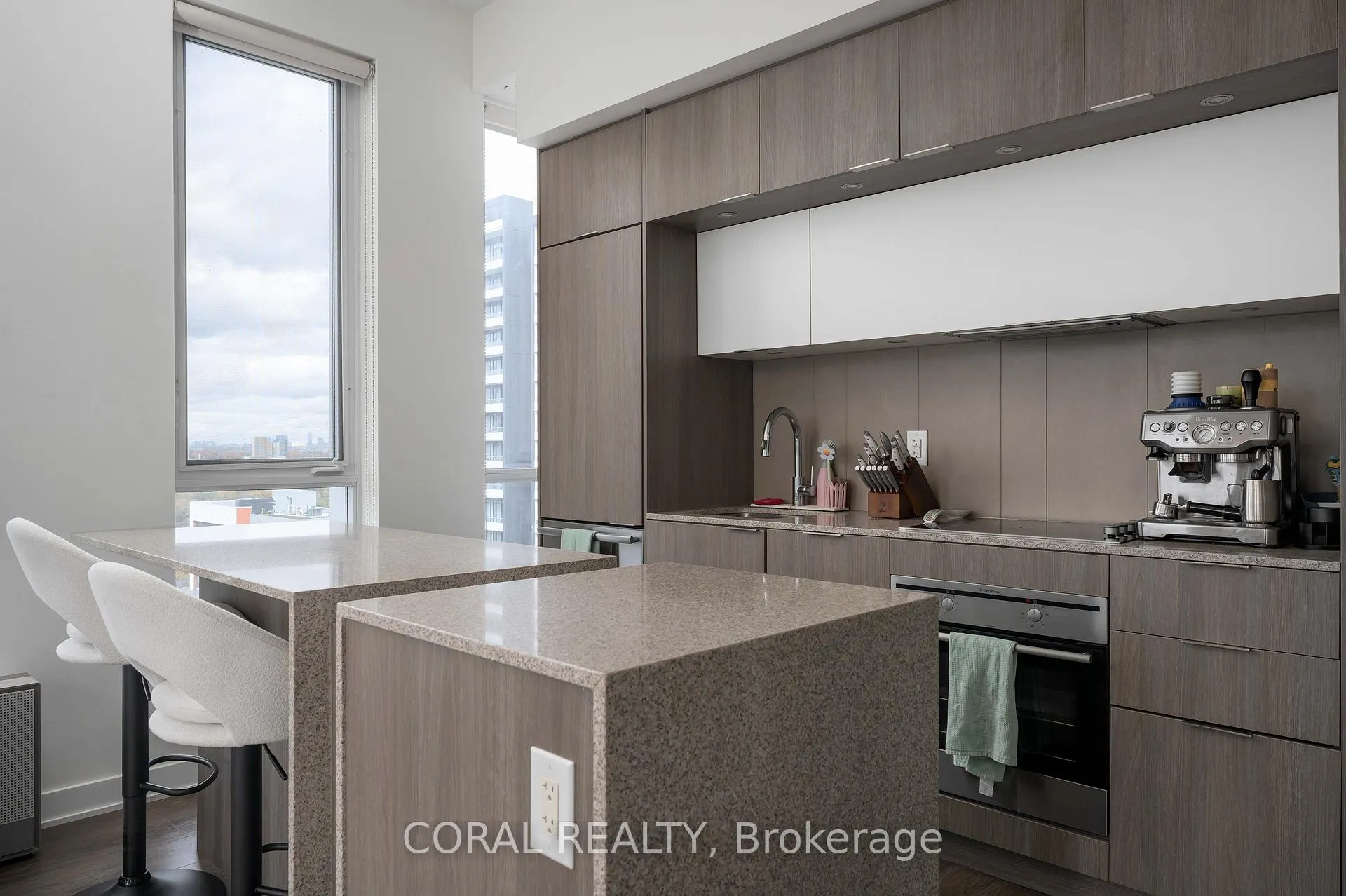Photo 12 of Unit 2409, 170 Sumach Street, Toronto, Regent Park — HOMEH
