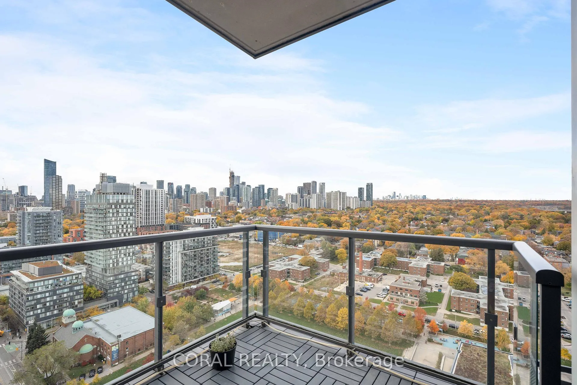 Photo 30 of Unit 2409, 170 Sumach Street, Toronto, Regent Park — HOMEH