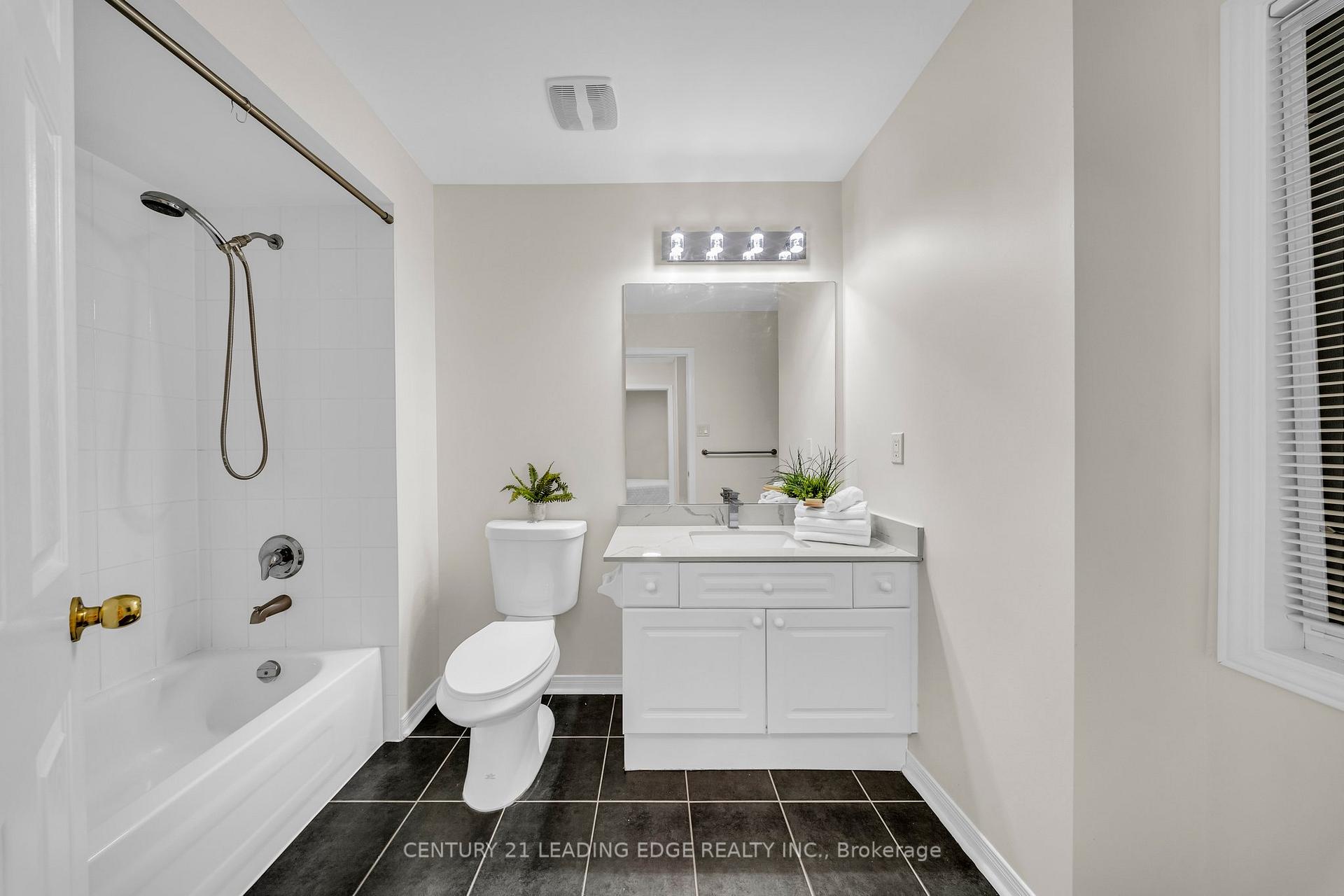 Photo 19 of 12 Styles Crescent, Ajax, Northeast Ajax — HOMEH