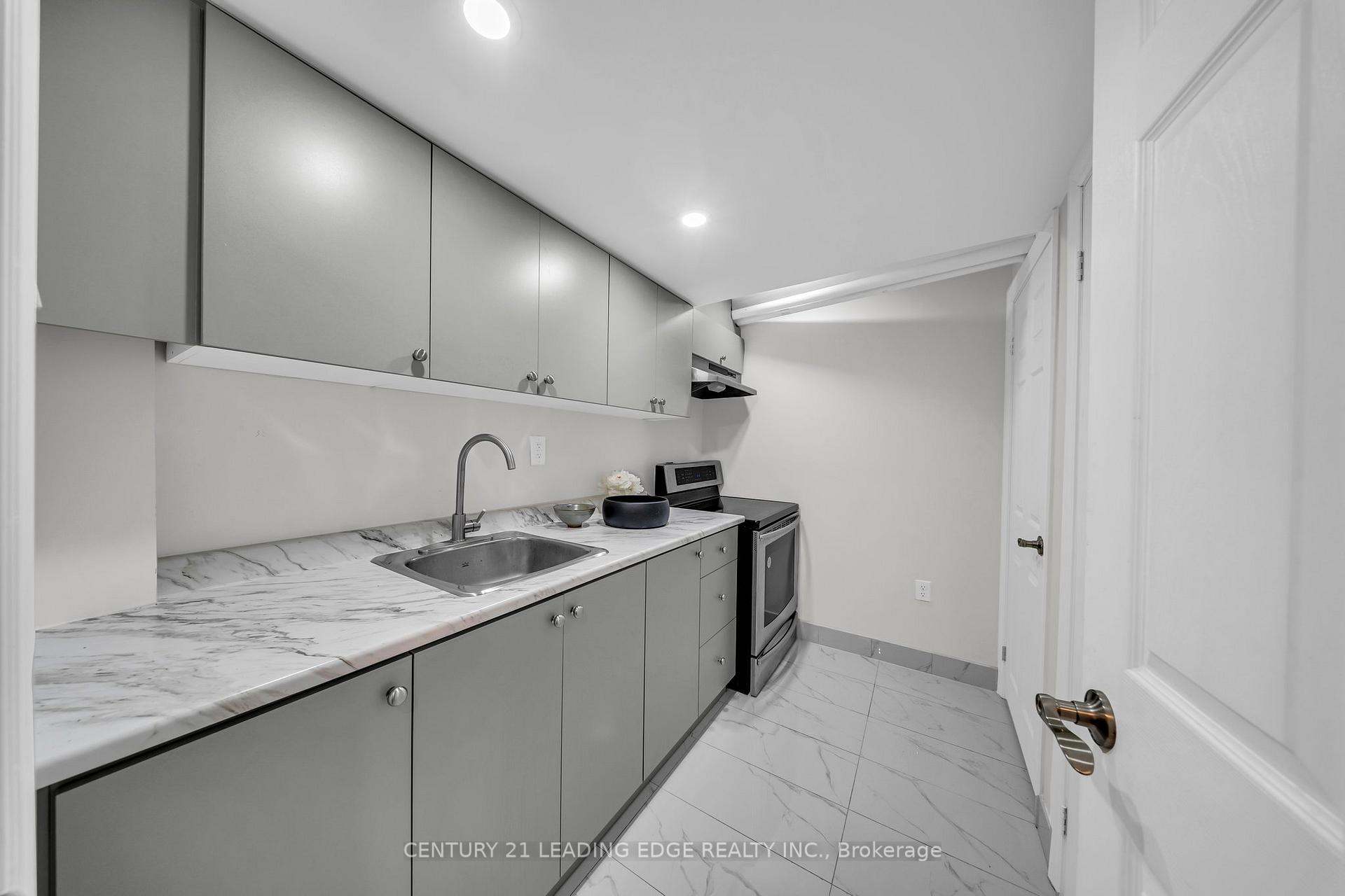 Photo 34 of 12 Styles Crescent, Ajax, Northeast Ajax — HOMEH