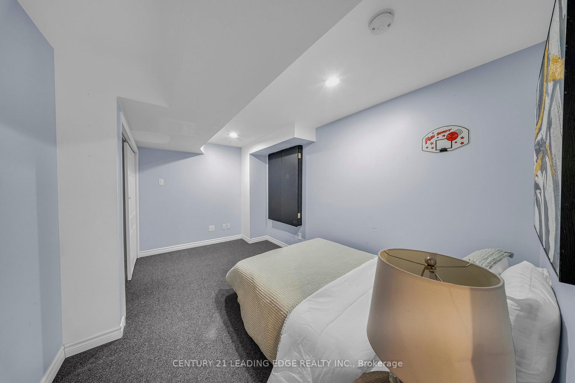 Photo 35 of 12 Styles Crescent, Ajax, Northeast Ajax — HOMEH