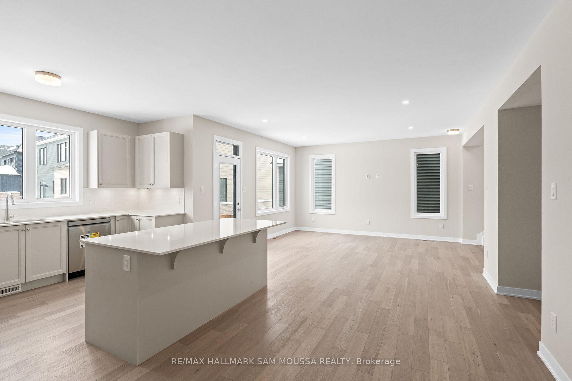 Photo 19 of 410 Euphoria Crescent, Ottawa, Barrhaven - Heritage Park — HOMEH