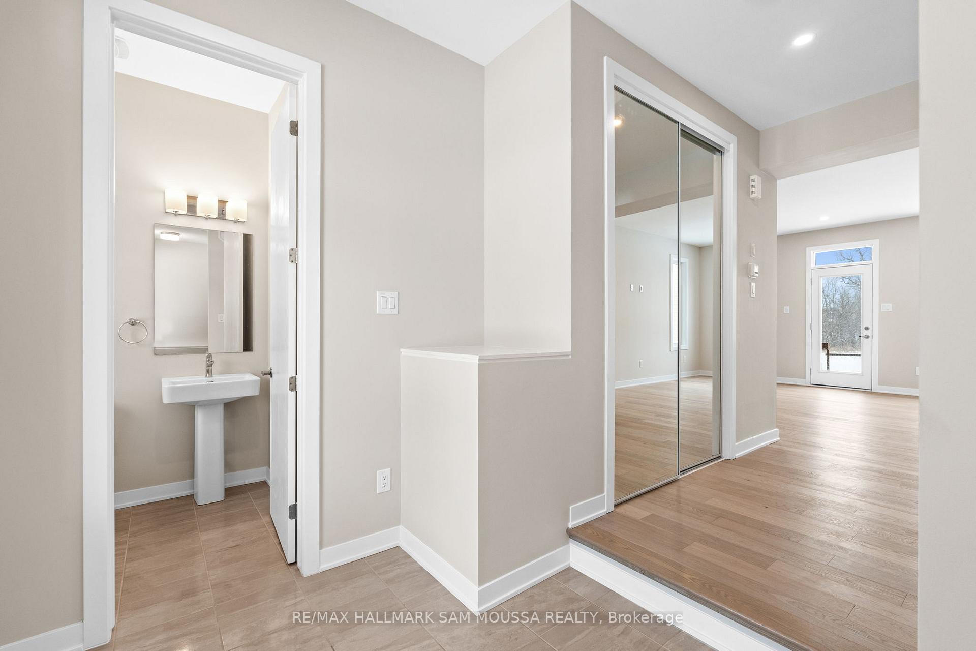 Photo 22 of 410 Euphoria Crescent, Ottawa, Barrhaven - Heritage Park — HOMEH