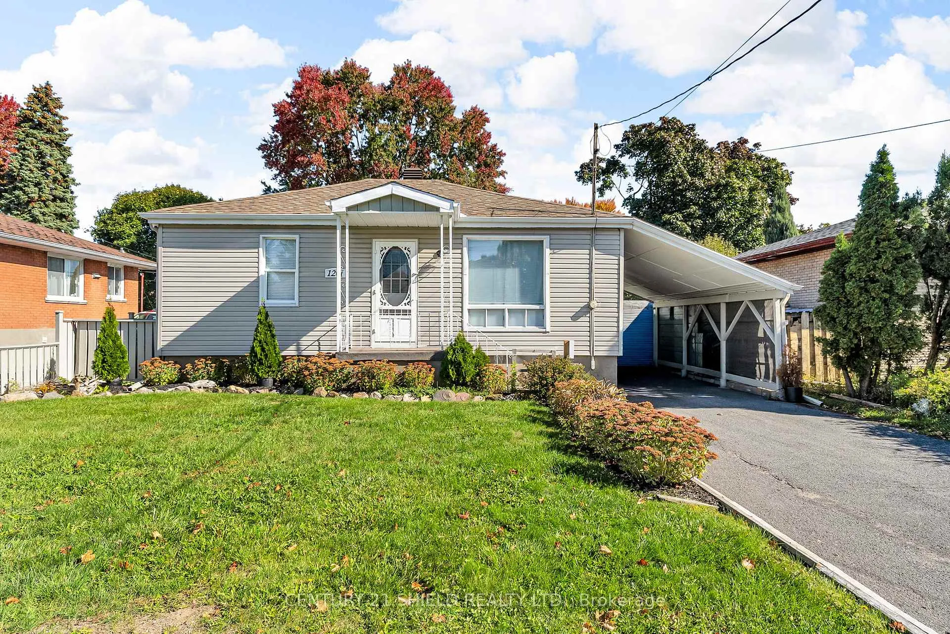 Photo 1 of 1201 Daly Avenue, Cornwall — HOMEH