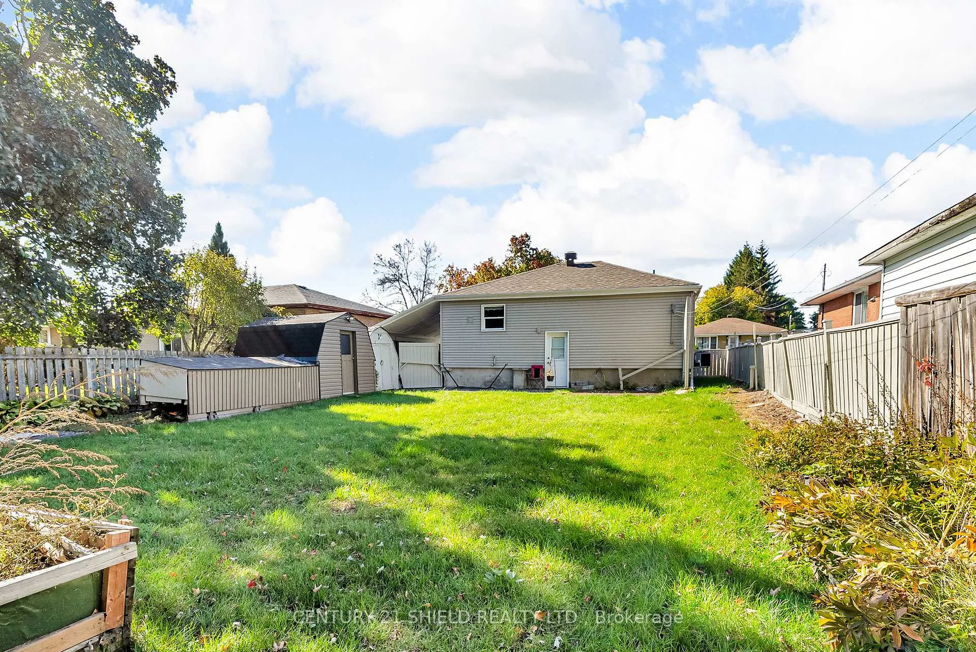 Photo 20 of 1201 Daly Avenue, Cornwall — HOMEH