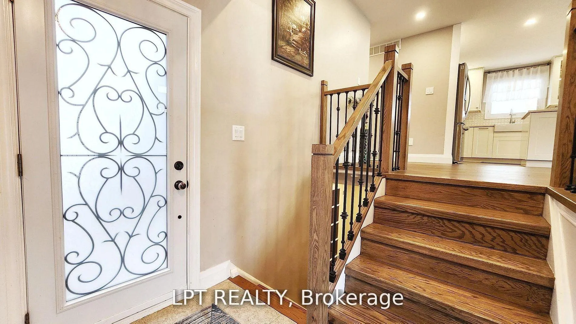 Photo 35 of 48 Maplehurst Crescent, Barrie, Cundles East — HOMEH