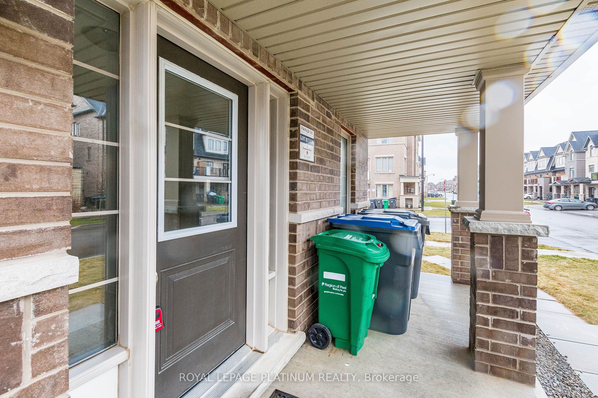 Photo 9 of 45 Haymarket Drive, Brampton, Northwest Brampton — HOMEH