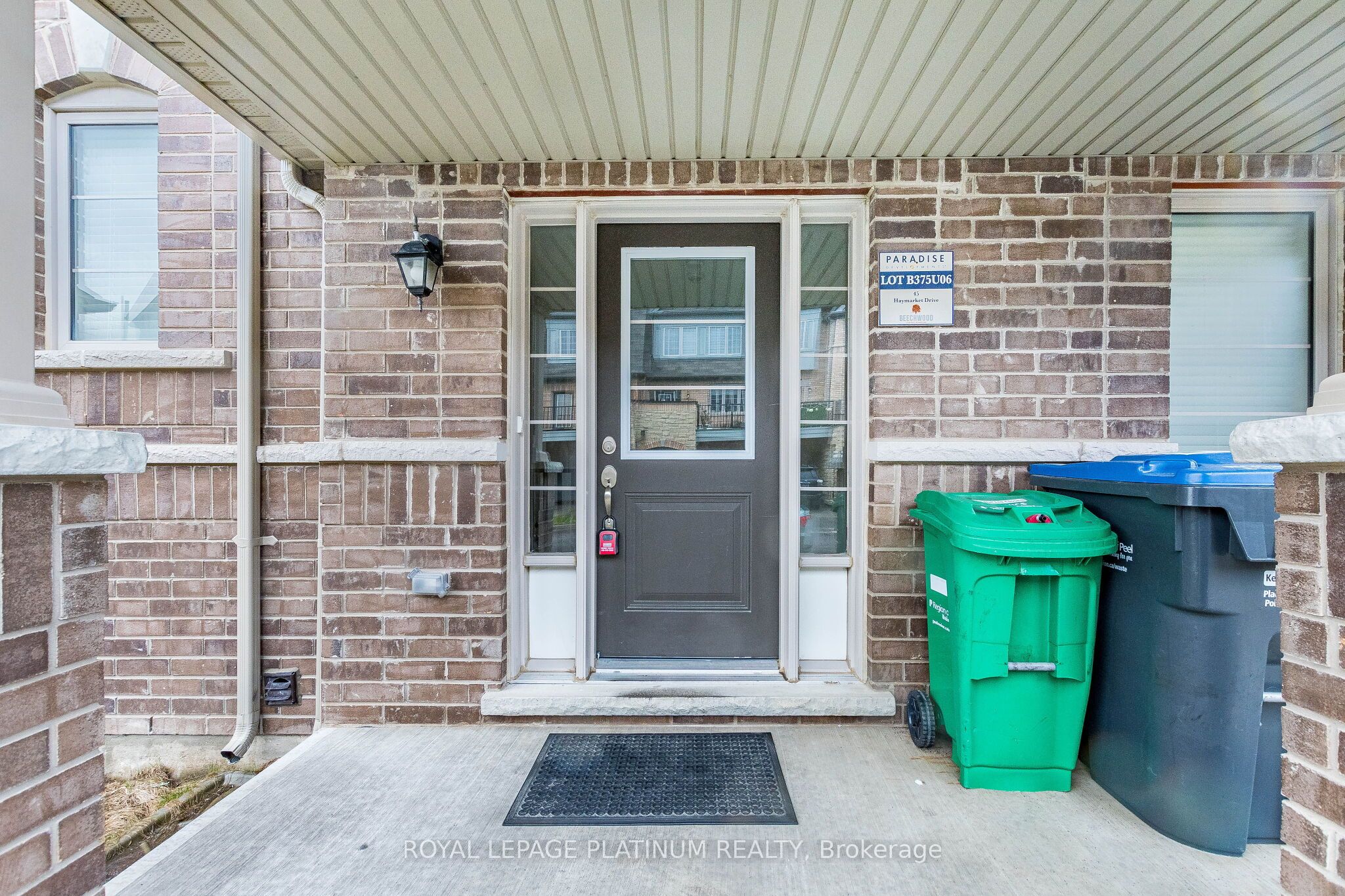 Photo 6 of 45 Haymarket Drive, Brampton, Northwest Brampton — HOMEH