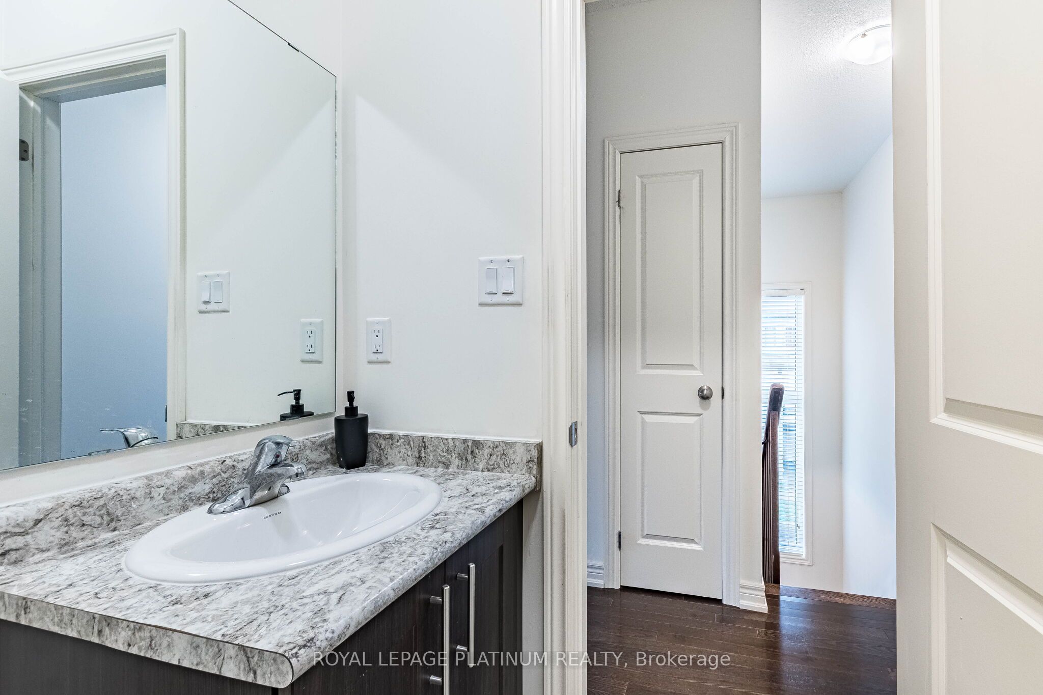Photo 41 of 45 Haymarket Drive, Brampton, Northwest Brampton — HOMEH