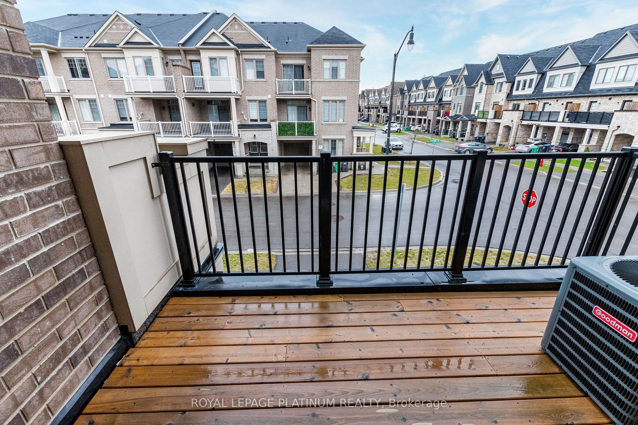 Photo 43 of 45 Haymarket Drive, Brampton, Northwest Brampton — HOMEH