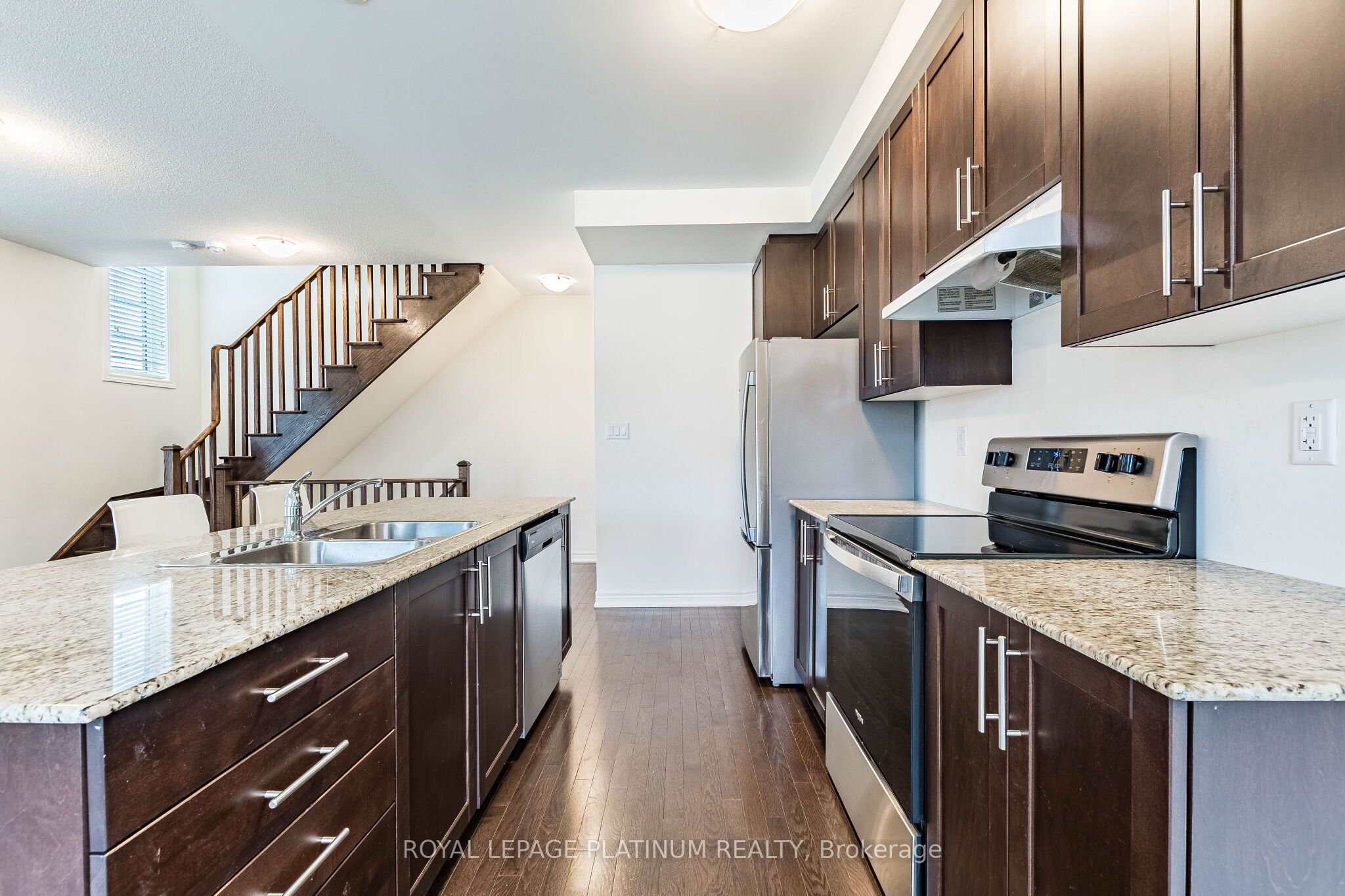 Photo 26 of 45 Haymarket Drive, Brampton, Northwest Brampton — HOMEH