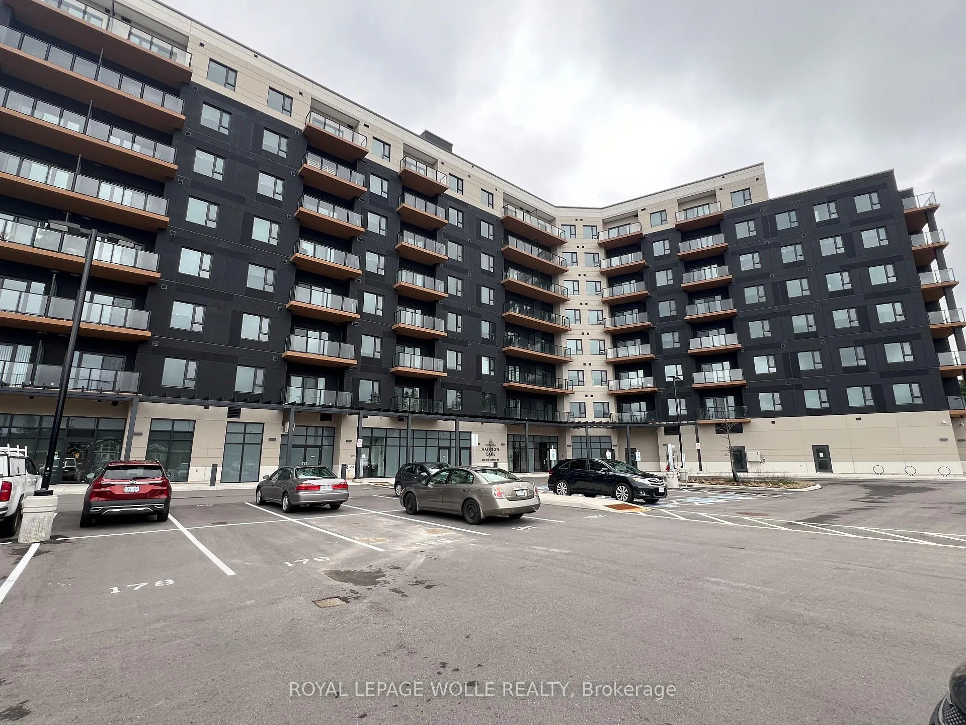 Photo 1 of Unit 411, 525 New Dundee Road, Kitchener — HOMEH