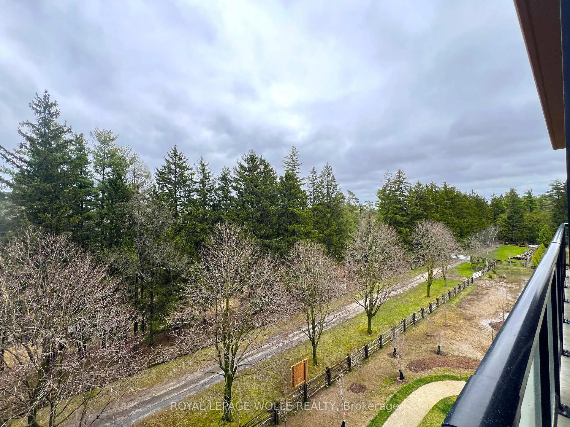 Photo 9 of Unit 411, 525 New Dundee Road, Kitchener — HOMEH