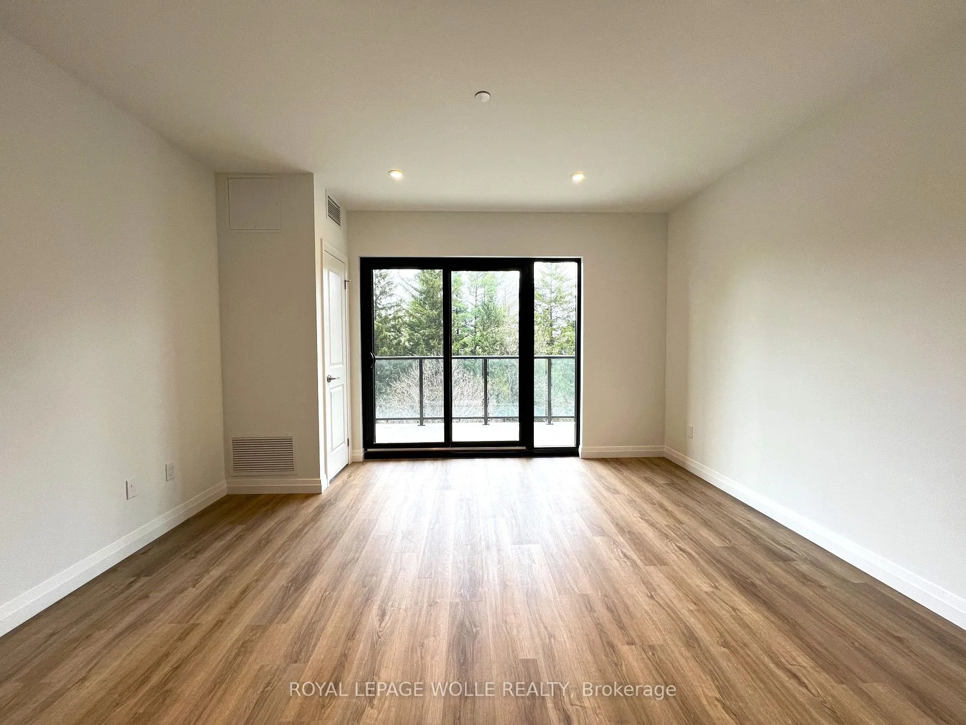 Photo 17 of Unit 411, 525 New Dundee Road, Kitchener — HOMEH