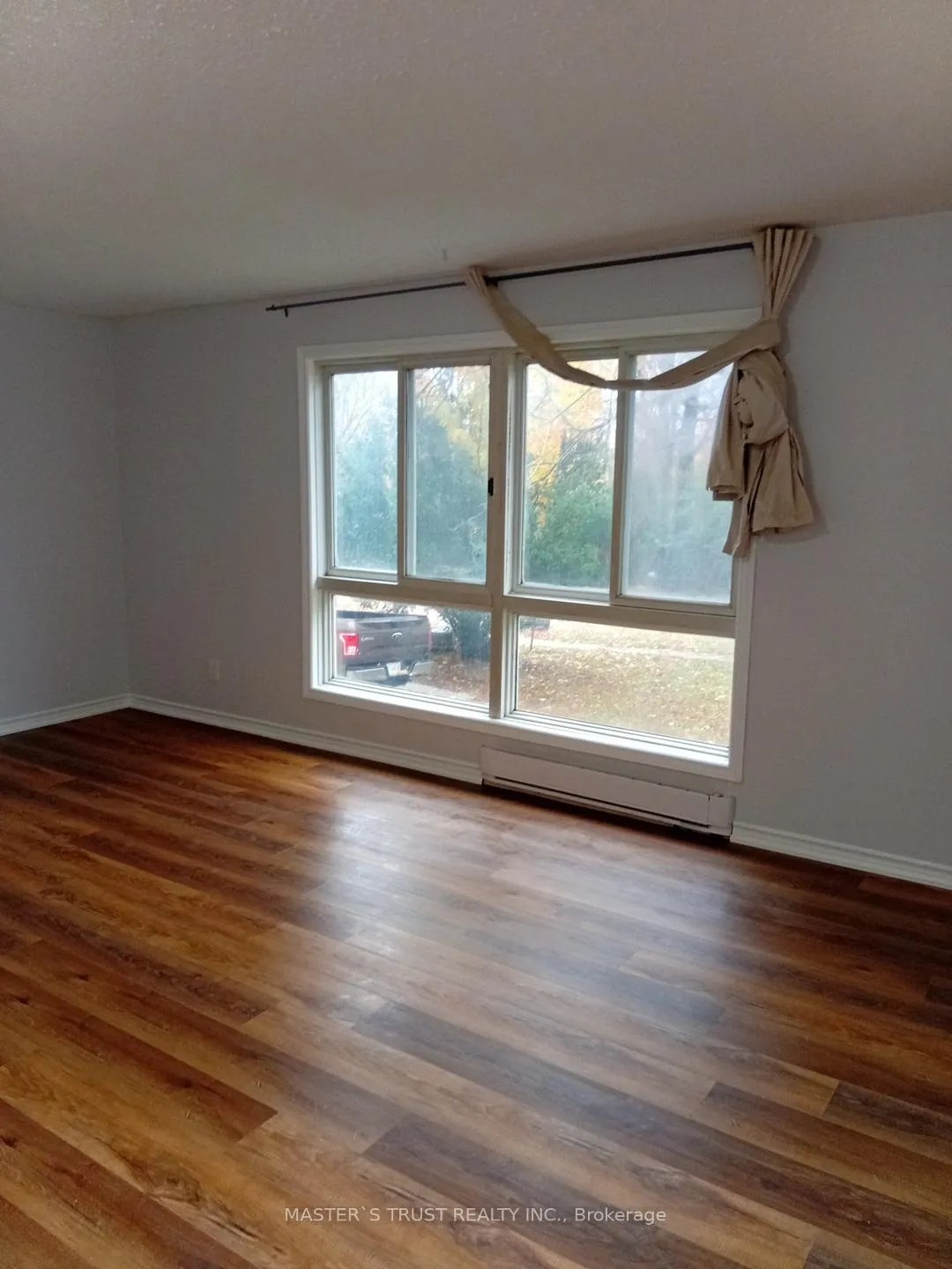 Photo 5 of Unit 1, 190 Borland Street E, Orillia — HOMEH