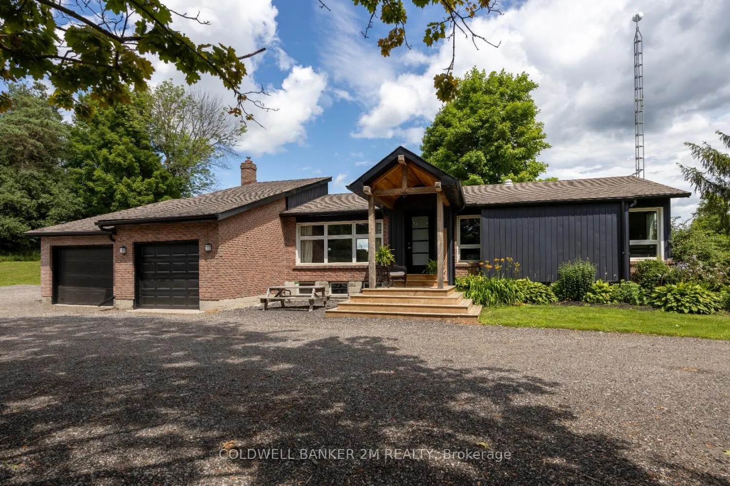 Front of 7559 Lakeridge Road