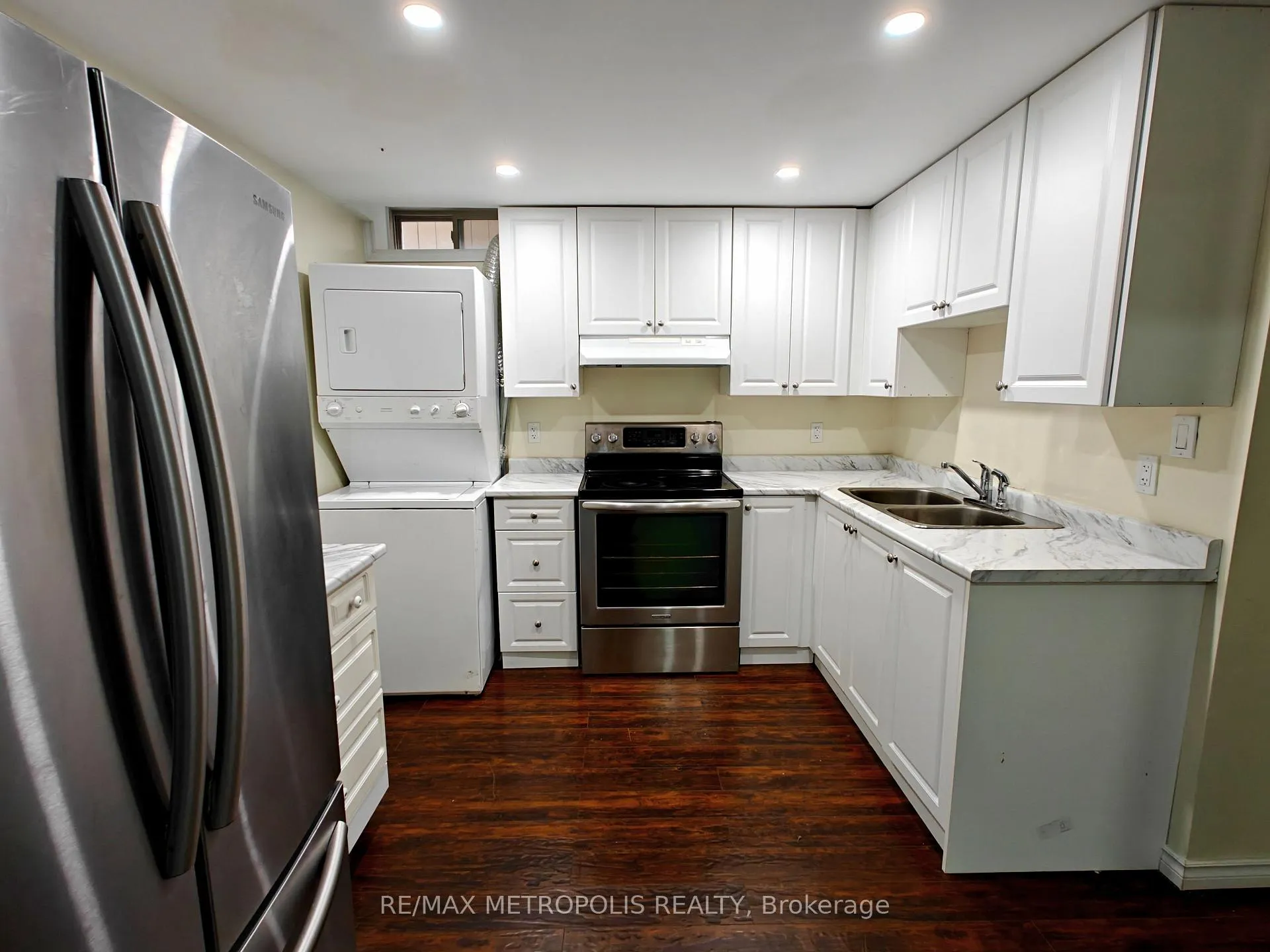 Photo 4 of Unit Bsmt, 20 Stockell Crescent, Ajax, Northeast Ajax — HOMEH