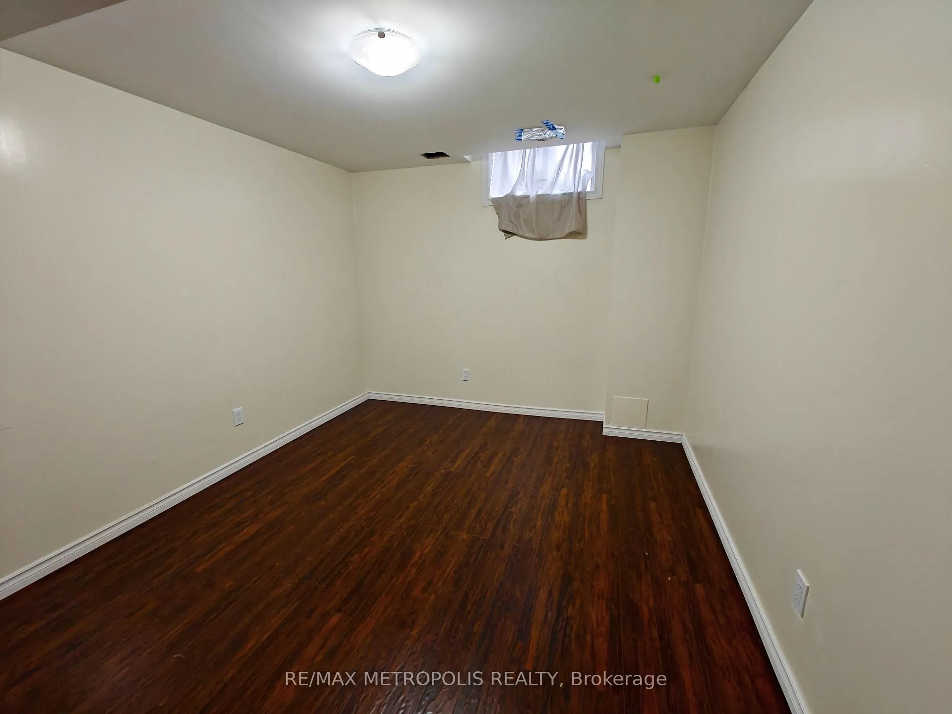 Photo 5 of Unit Bsmt, 20 Stockell Crescent, Ajax, Northeast Ajax — HOMEH