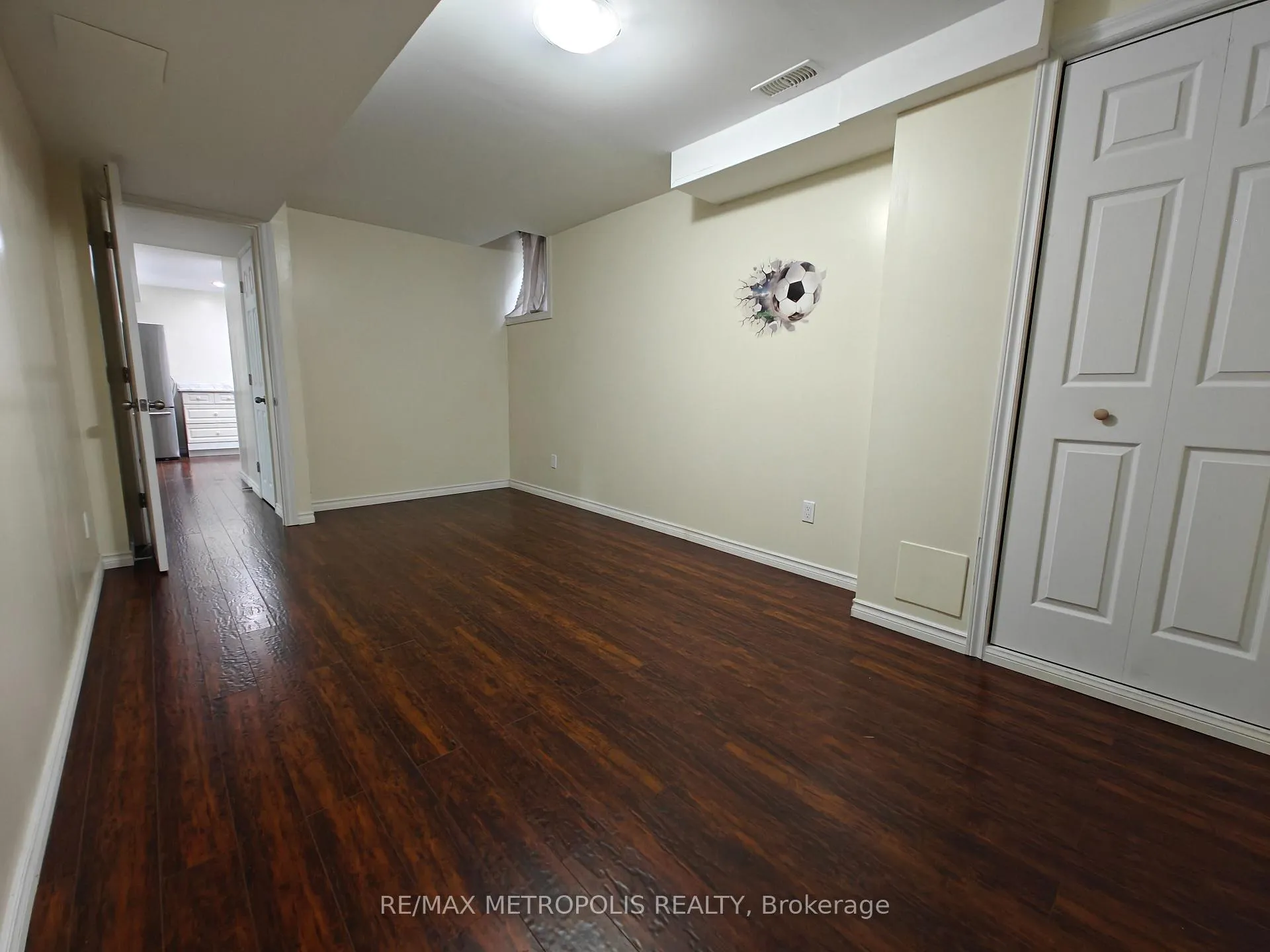 Photo 6 of Unit Bsmt, 20 Stockell Crescent, Ajax, Northeast Ajax — HOMEH