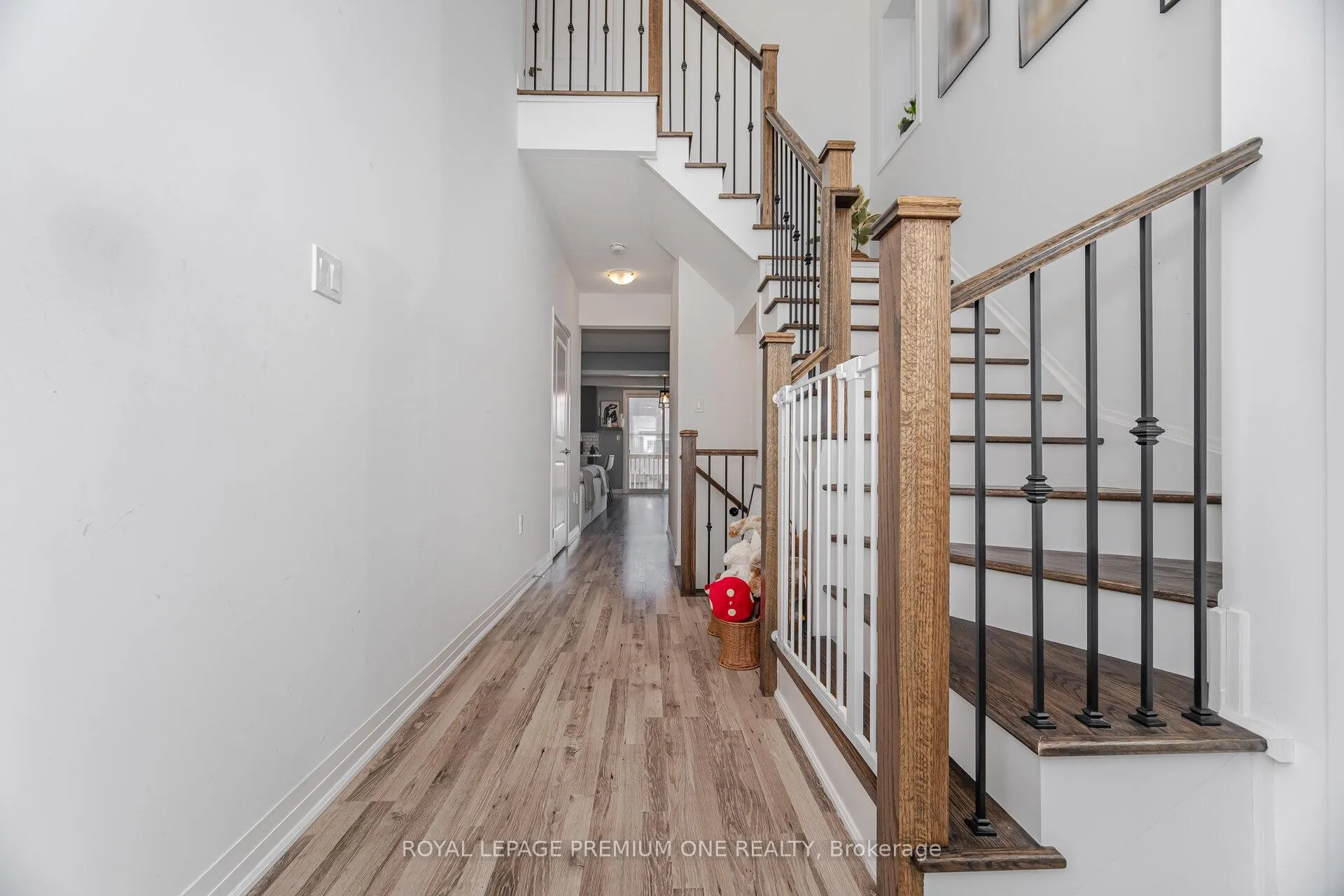 Photo 9 of 50 Casserley Crescent, New Tecumseth, Tottenham — HOMEH
