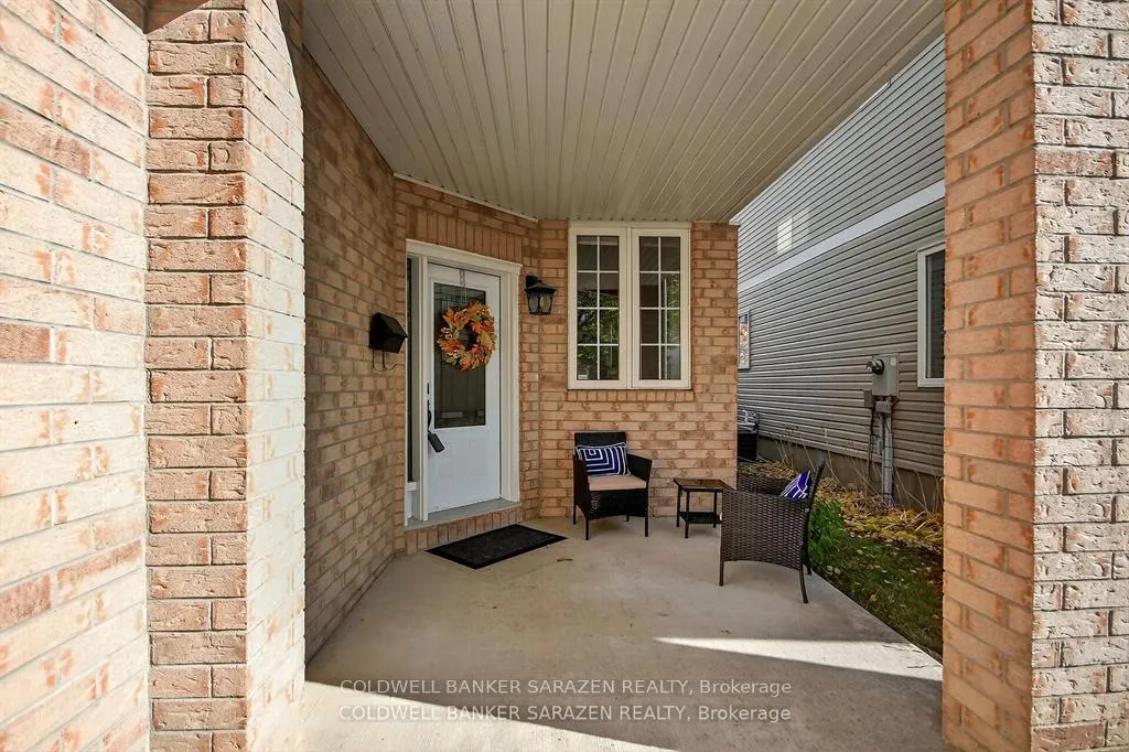 Photo 5 of 7 Whitechapel Crescent, Ottawa, Barrhaven - Longfields — HOMEH