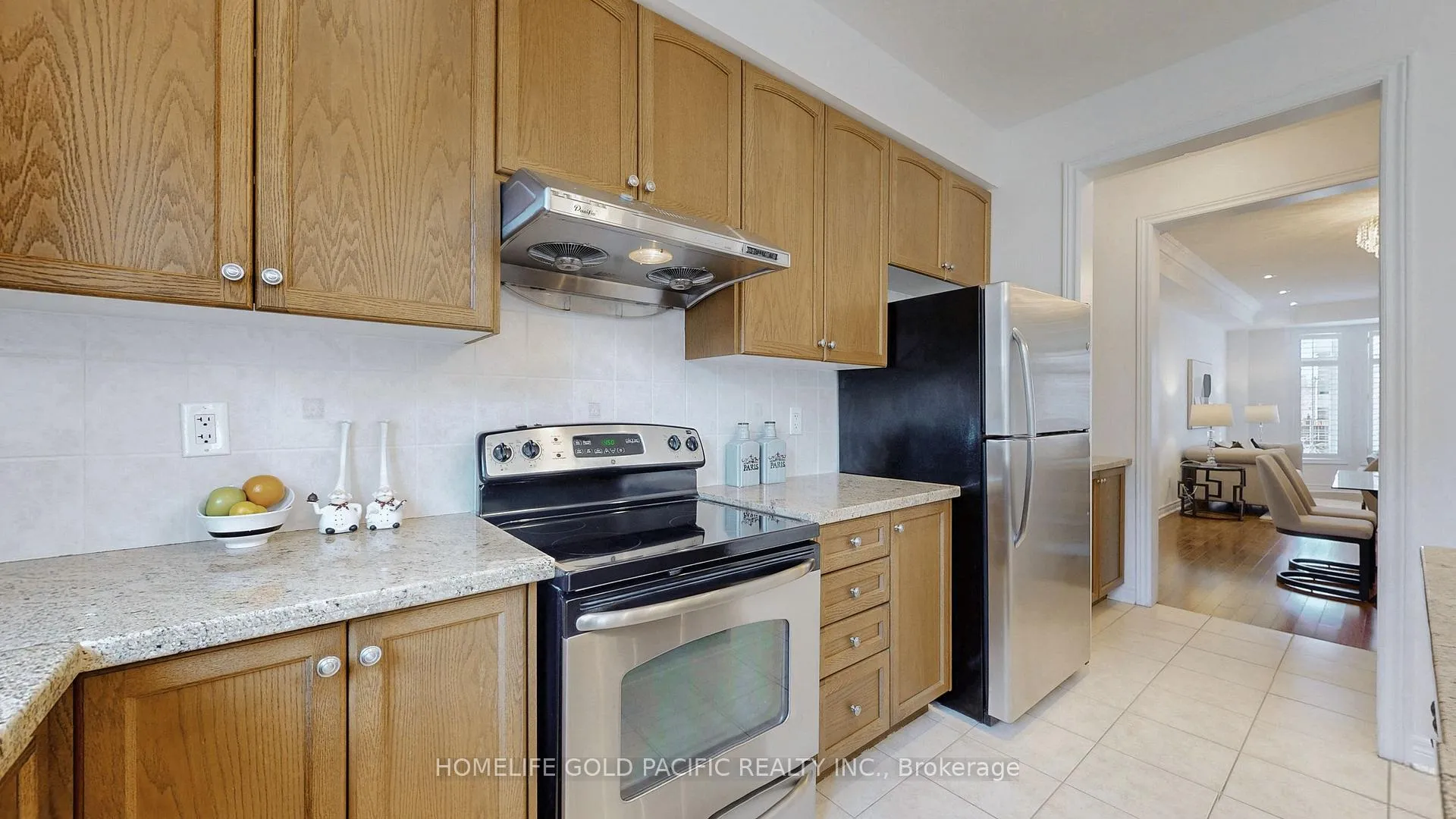 Photo 18 of 24 Earnshaw Drive, Markham, Victoria Square — HOMEH