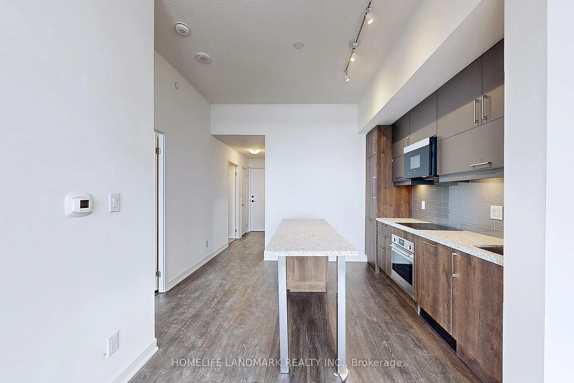 Photo 6 of Unit 1424, 8119 Birchmount Road, Markham, Unionville — HOMEH