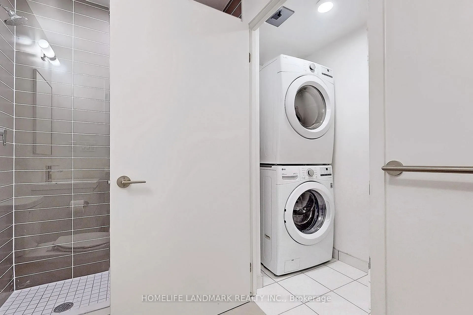 Photo 26 of Unit 1424, 8119 Birchmount Road, Markham, Unionville — HOMEH