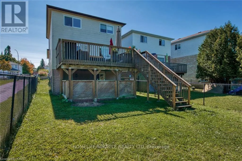 Photo 5 of 352 Bankside Drive, Kitchener, Highland West — HOMEH
