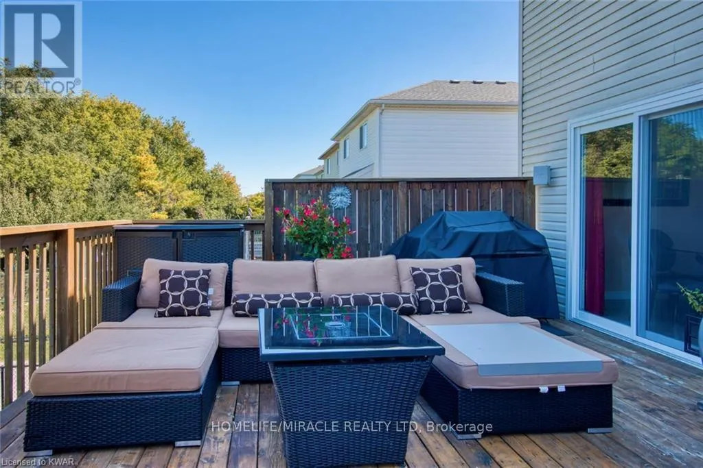 Photo 7 of 352 Bankside Drive, Kitchener, Highland West — HOMEH