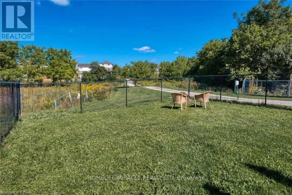 Photo 9 of 352 Bankside Drive, Kitchener, Highland West — HOMEH