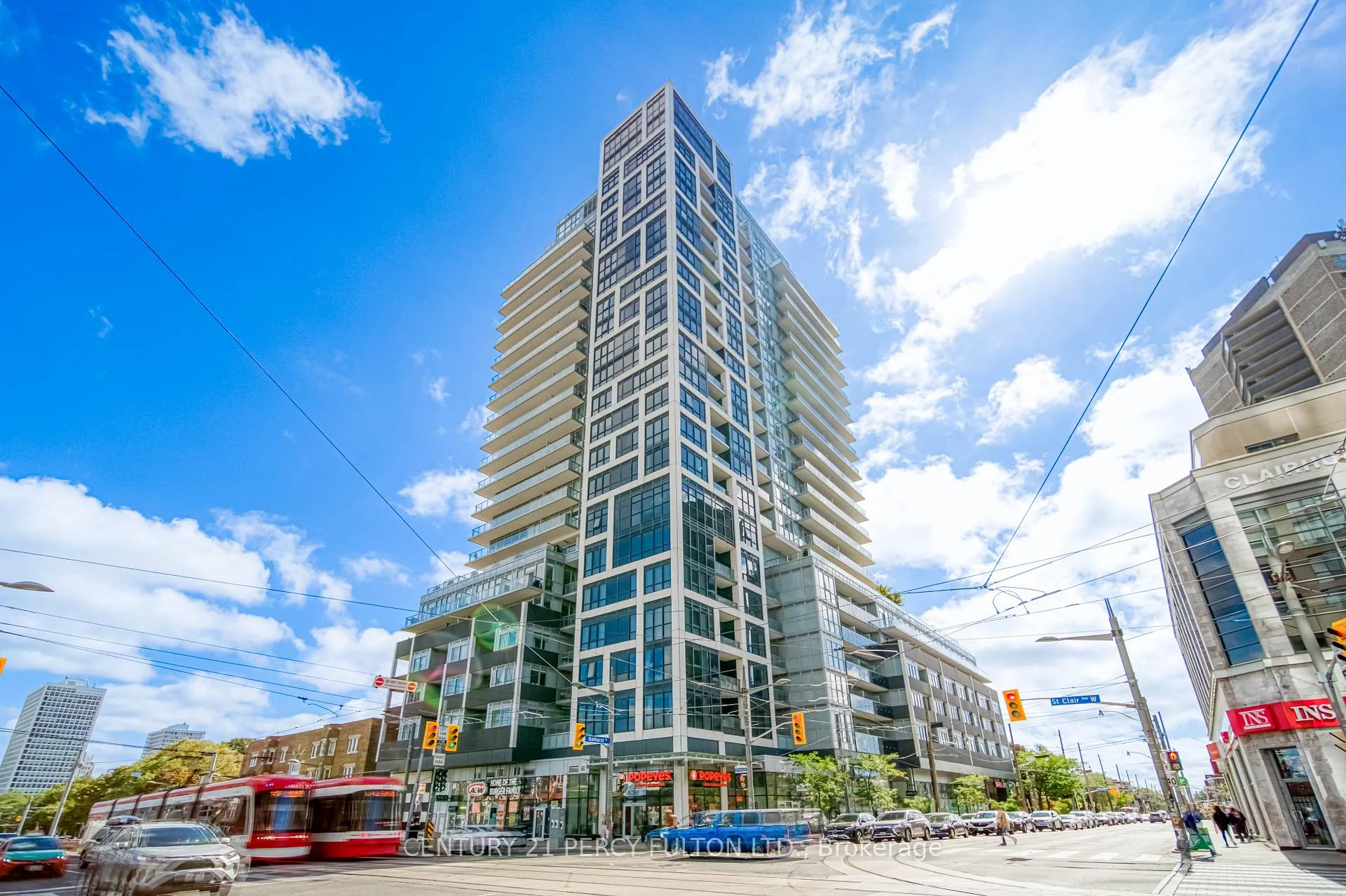 Photo 2 of Unit 1211, 501 St. Clair Avenue W, Toronto, Casa Loma — HOMEH