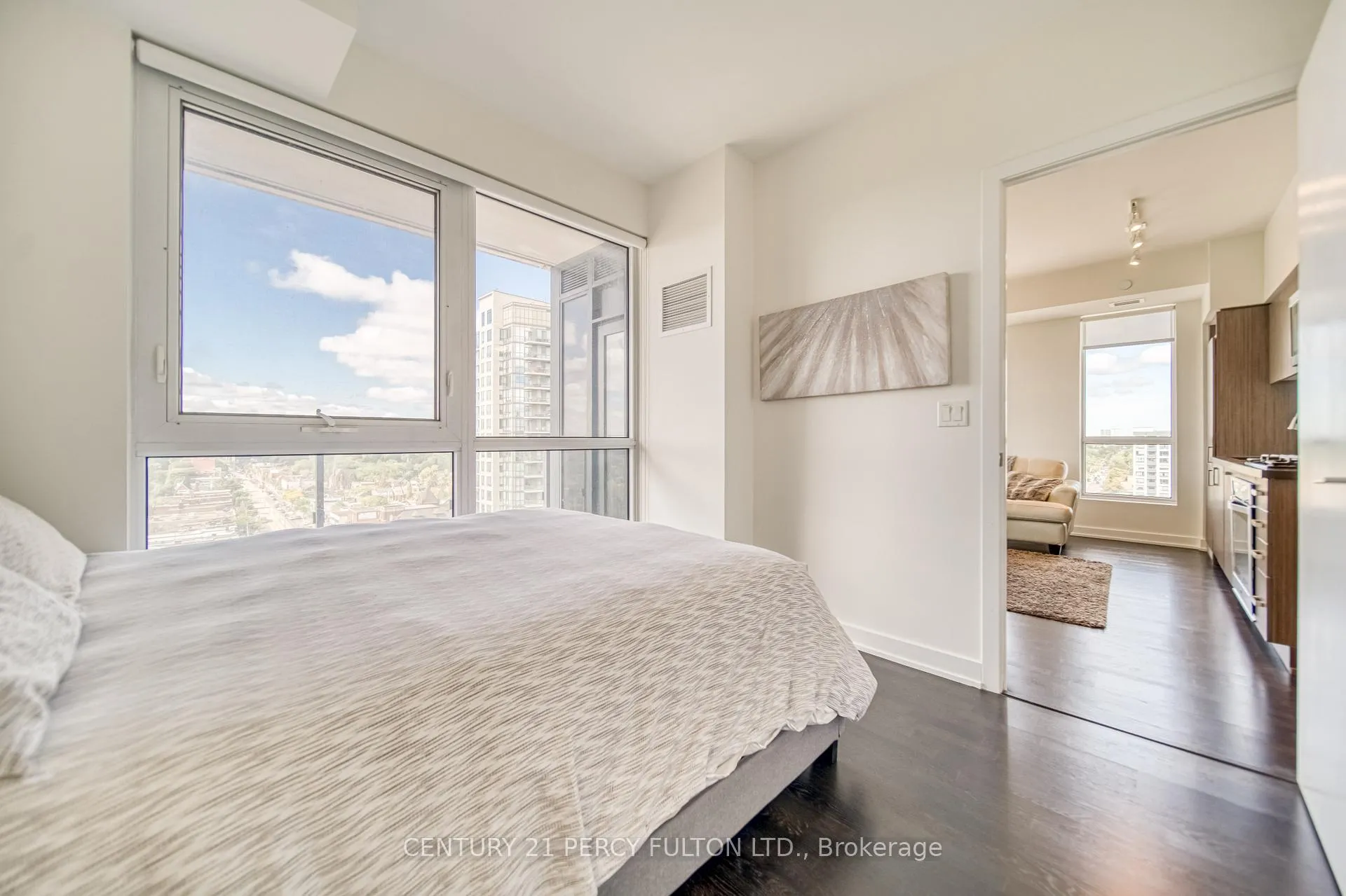 Photo 15 of Unit 1211, 501 St. Clair Avenue W, Toronto, Casa Loma — HOMEH