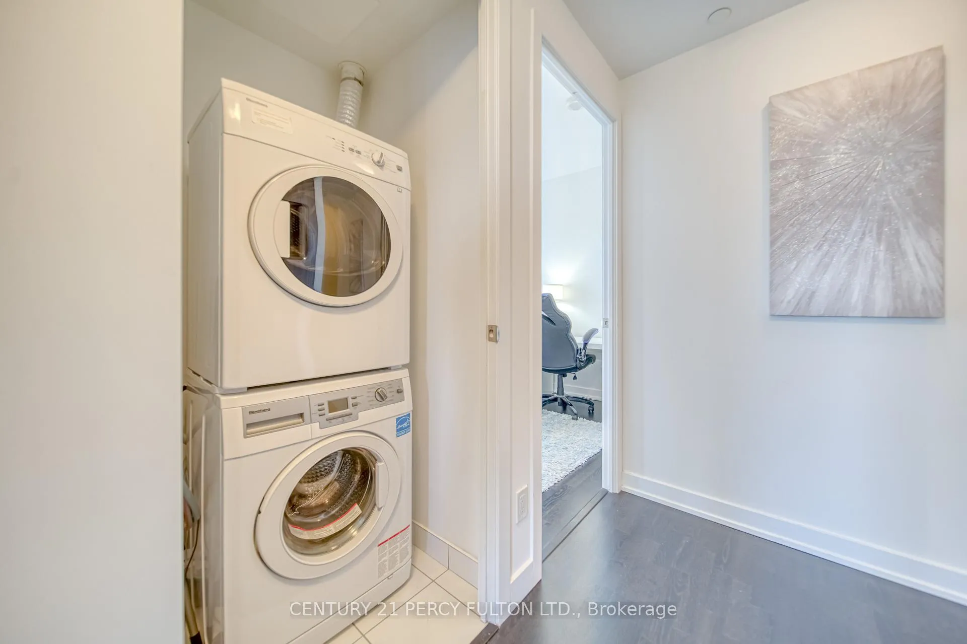 Photo 20 of Unit 1211, 501 St. Clair Avenue W, Toronto, Casa Loma — HOMEH