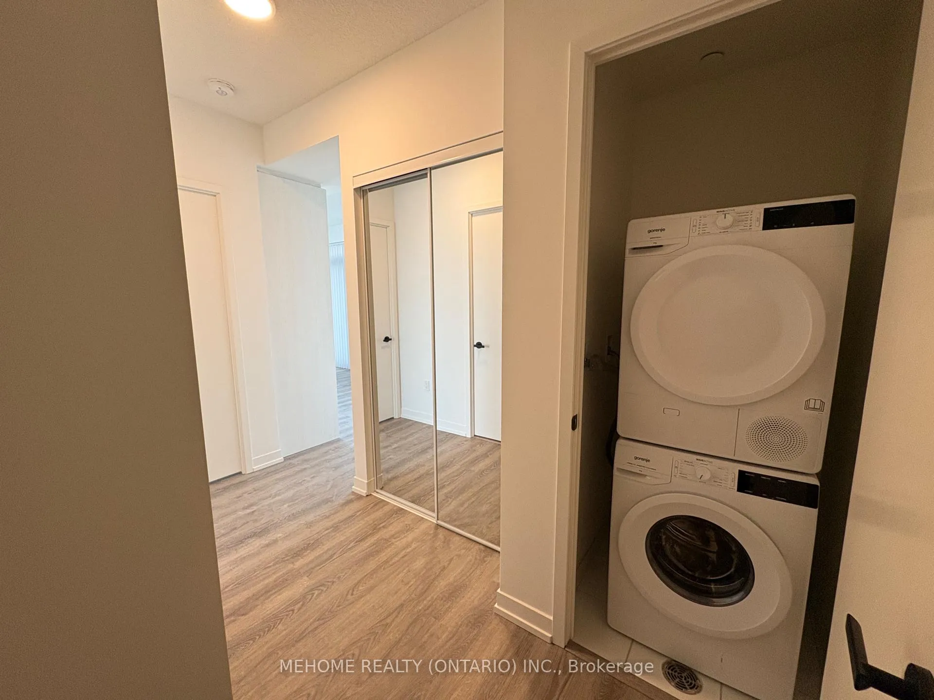 Photo 12 of Unit 1902, 8 Interchange Way, Vaughan, Vaughan Corporate Centre — HOMEH