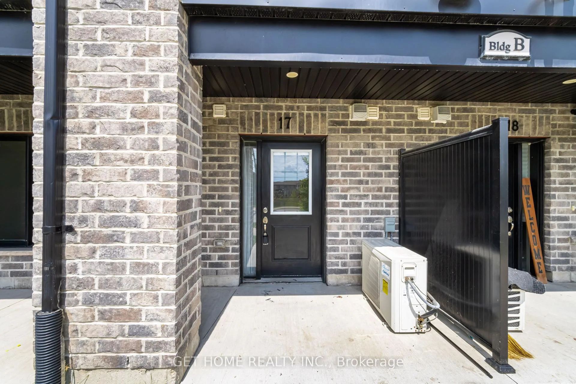 Photo 3 of Unit B-17, 160 Rochefort Street, Kitchener — HOMEH
