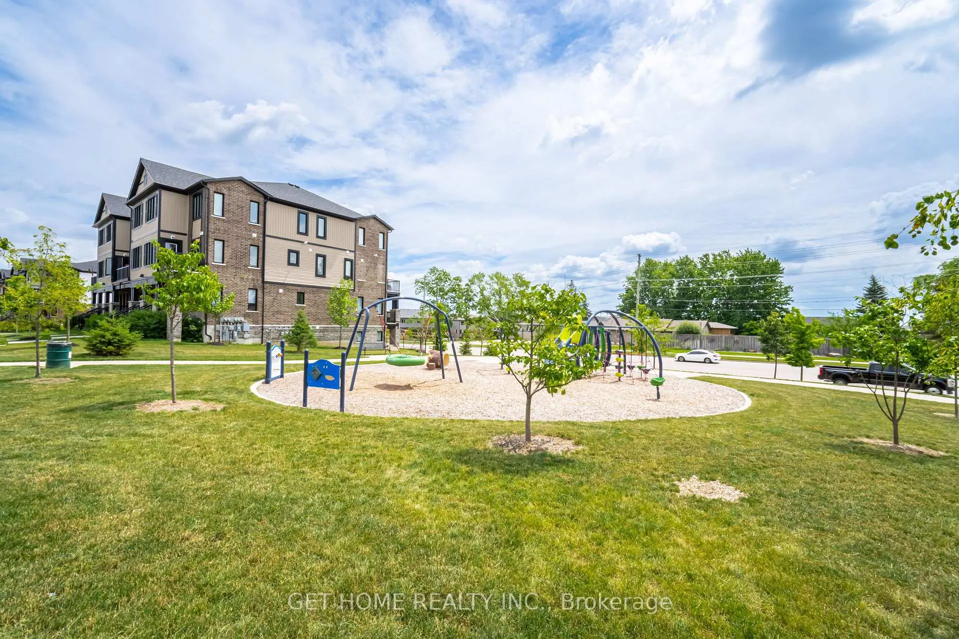 Photo 17 of Unit B-17, 160 Rochefort Street, Kitchener — HOMEH