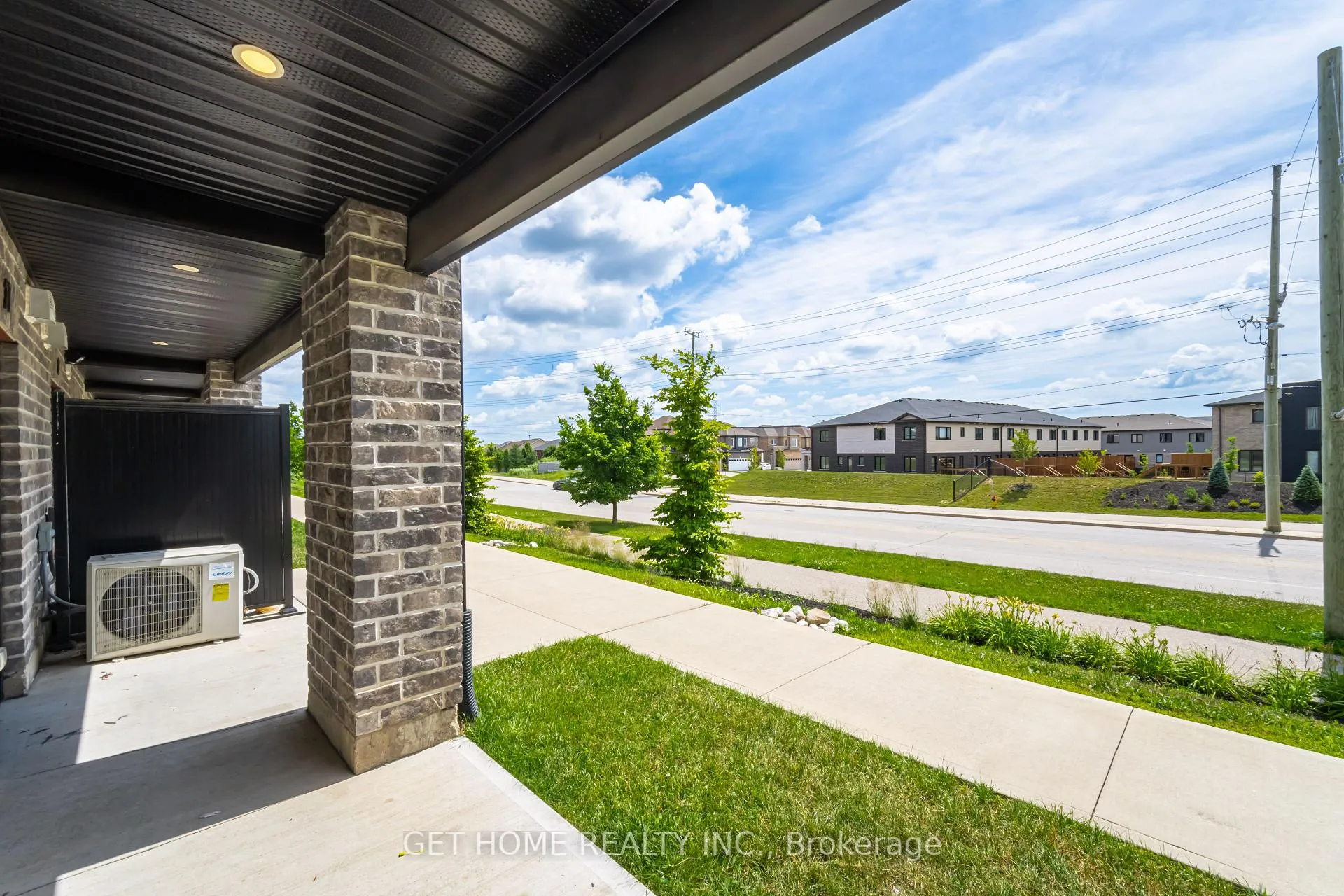 Photo 21 of Unit B-17, 160 Rochefort Street, Kitchener — HOMEH
