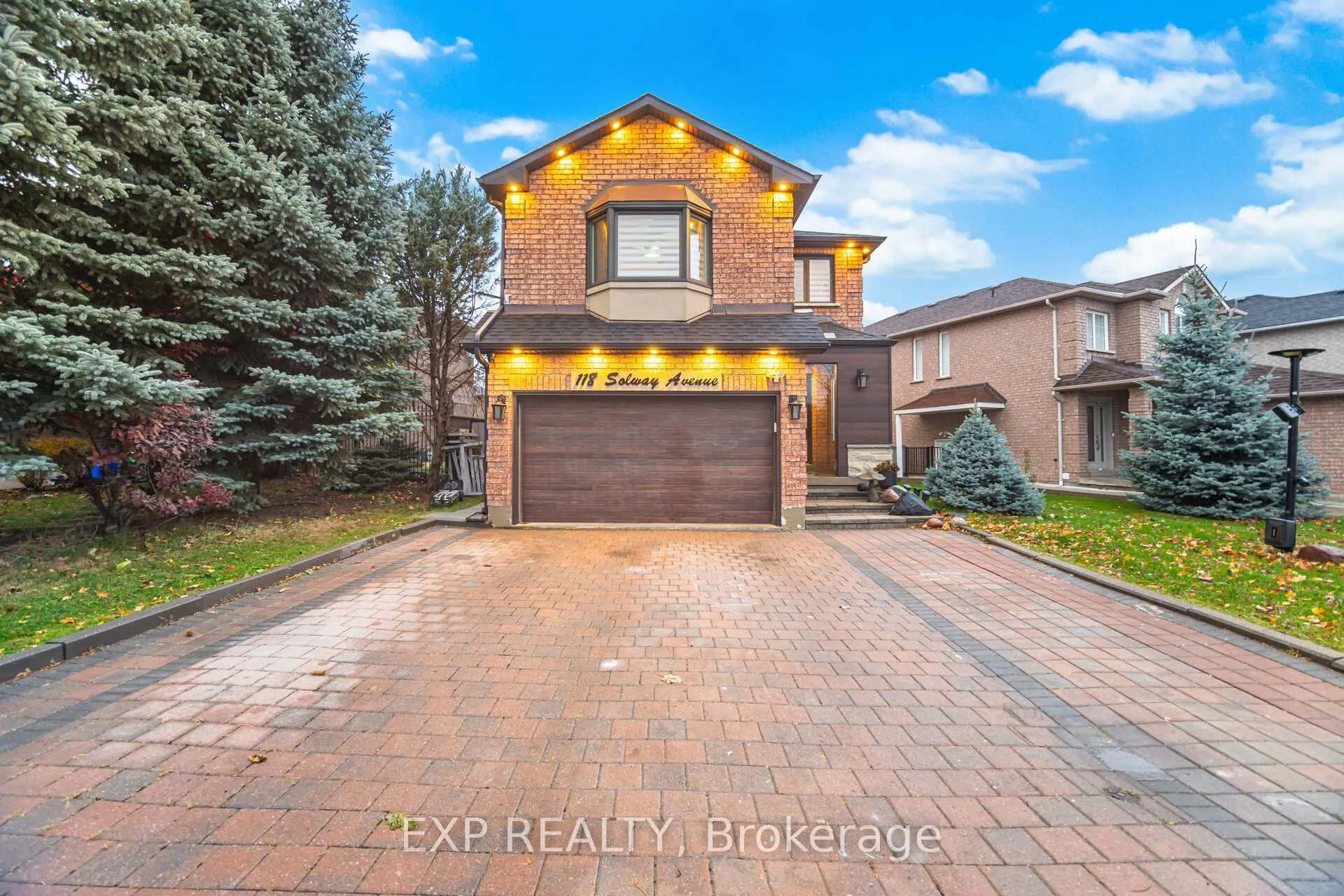 Photo 2 of 118 Solway Avenue, Vaughan, Maple — HOMEH