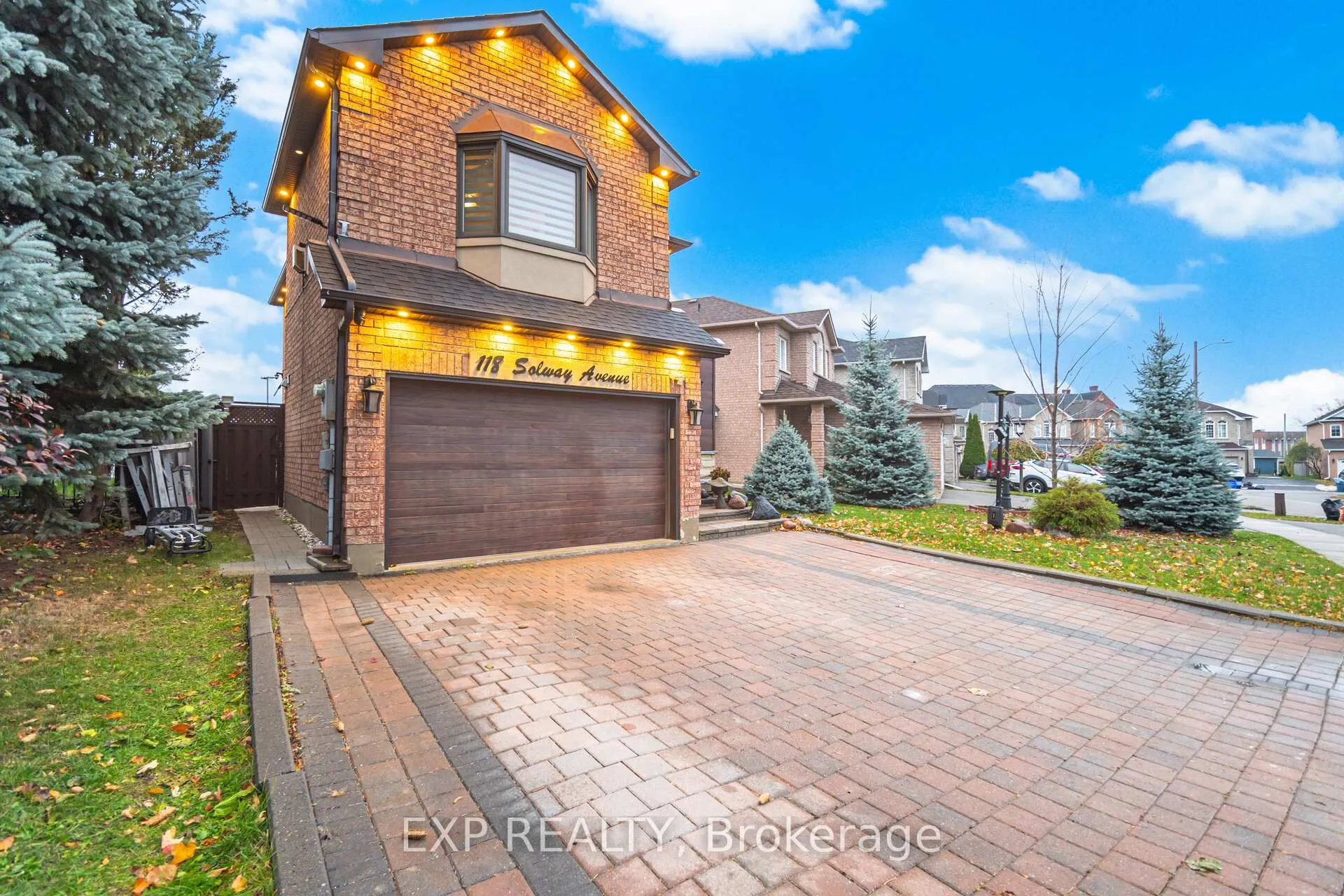 Photo 3 of 118 Solway Avenue, Vaughan, Maple — HOMEH
