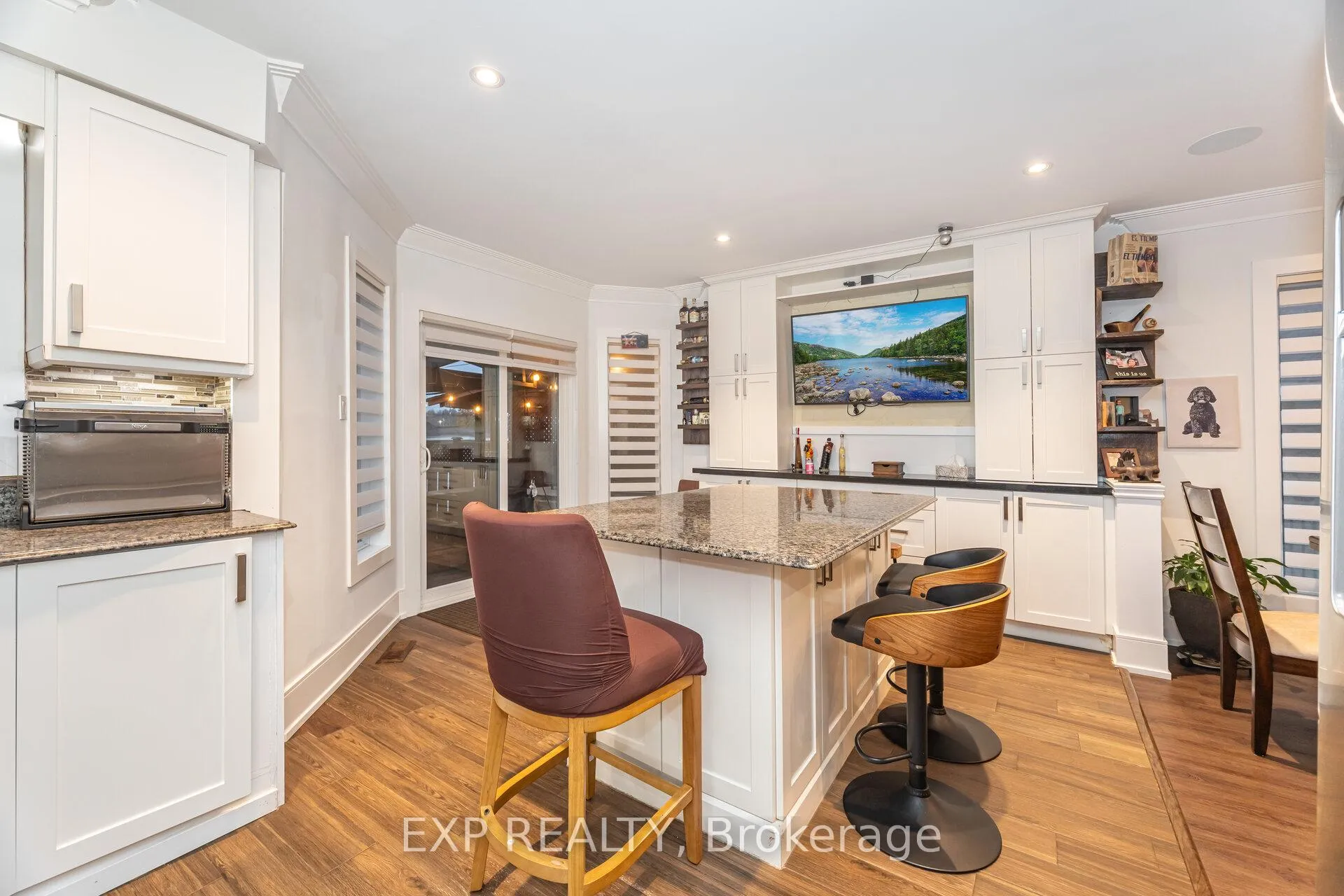 Photo 17 of 118 Solway Avenue, Vaughan, Maple — HOMEH