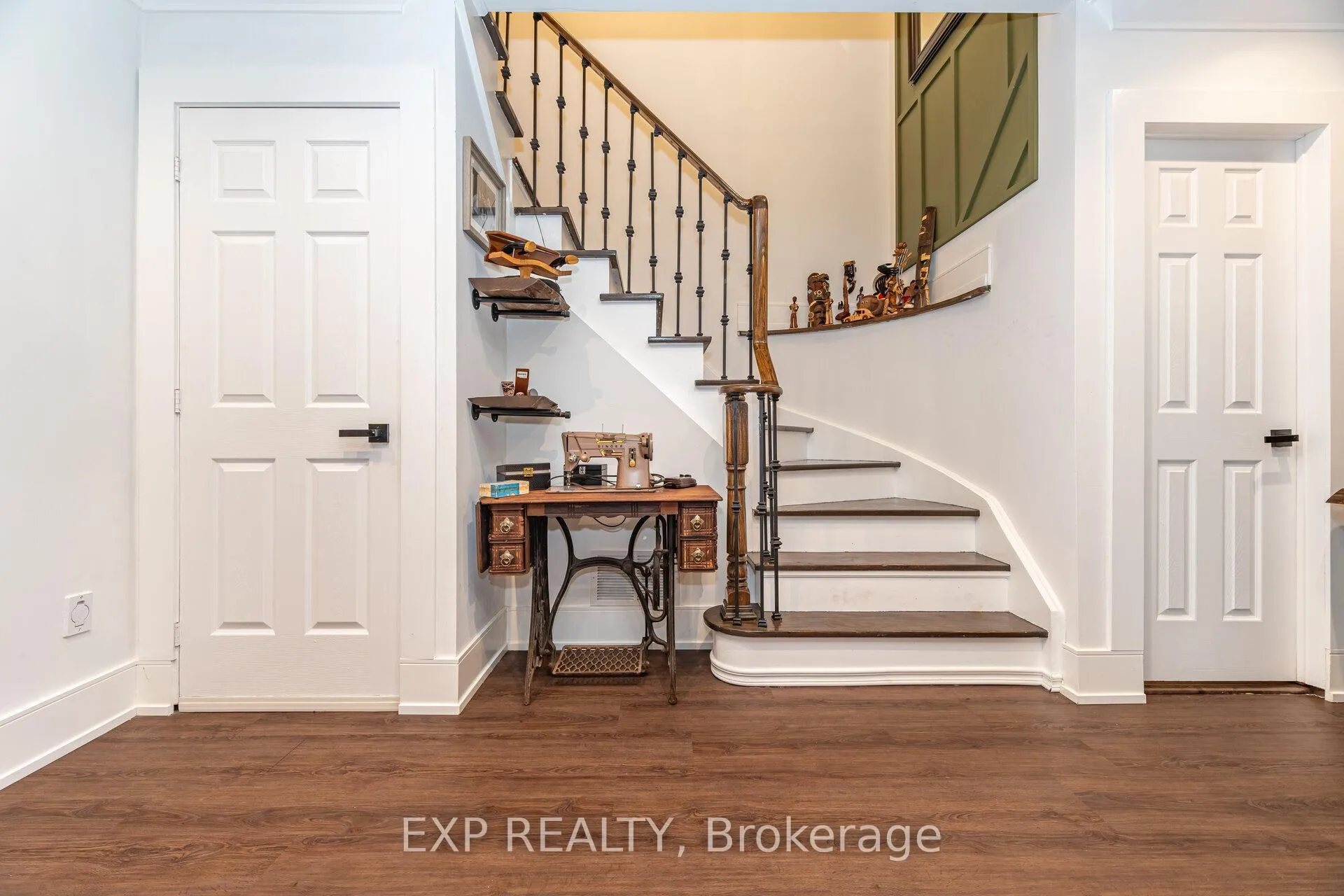 Photo 20 of 118 Solway Avenue, Vaughan, Maple — HOMEH