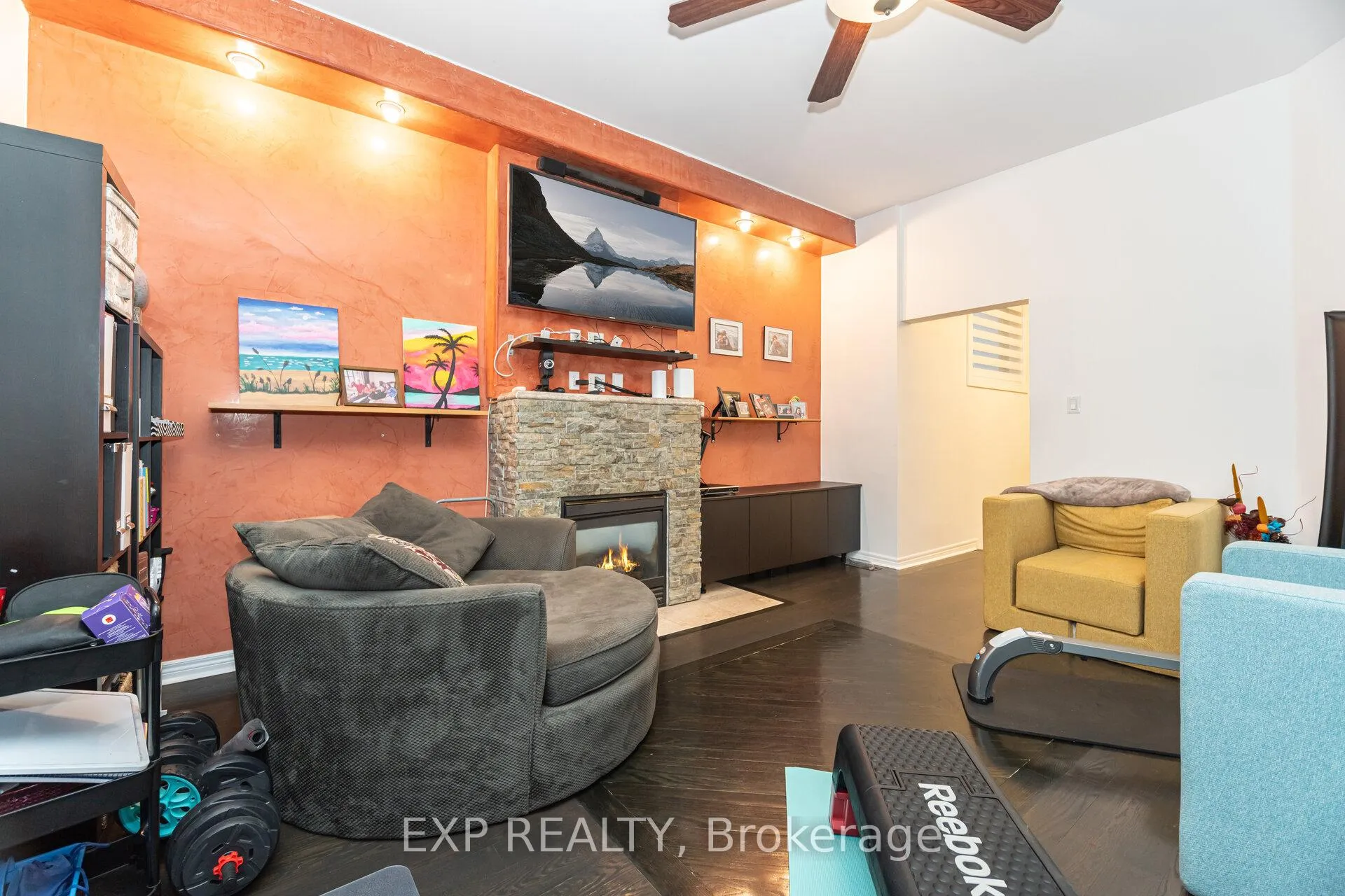 Photo 21 of 118 Solway Avenue, Vaughan, Maple — HOMEH