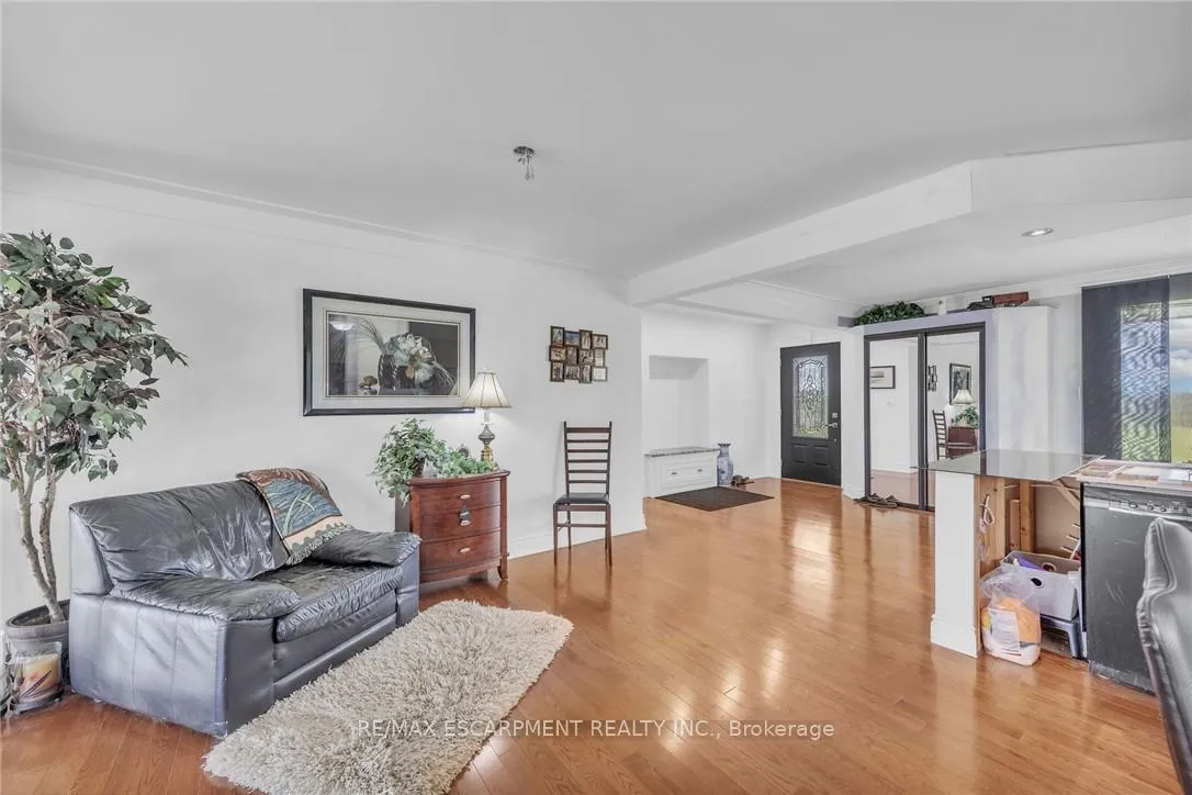Photo 11 of 304 River Road, Haldimand — HOMEH