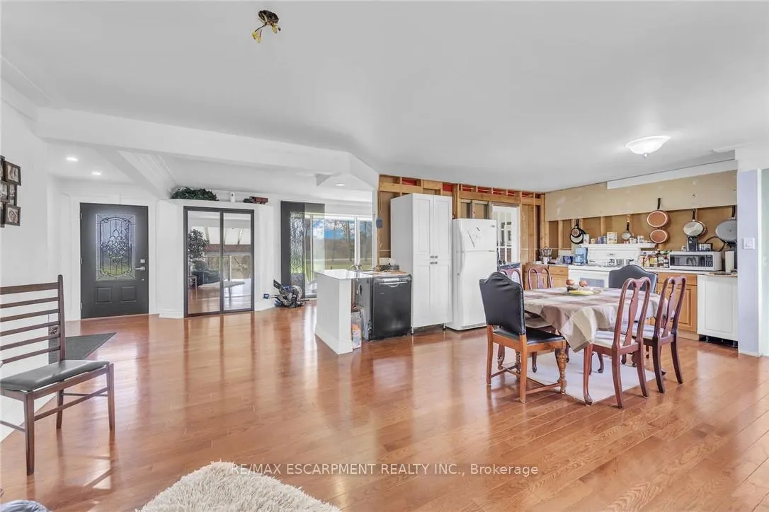 Photo 12 of 304 River Road, Haldimand — HOMEH