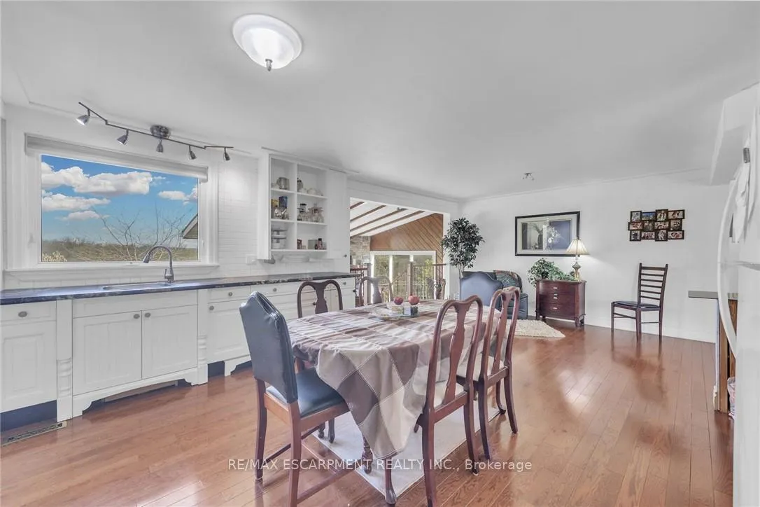 Photo 14 of 304 River Road, Haldimand — HOMEH