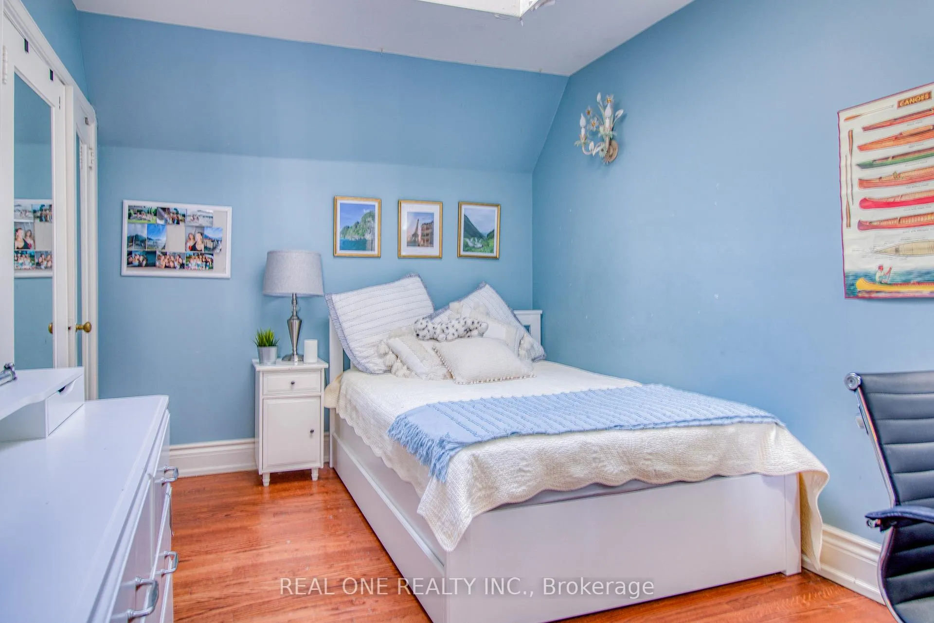 Photo 20 of 129 Imperial Street, Toronto, Yonge-Eglinton — HOMEH